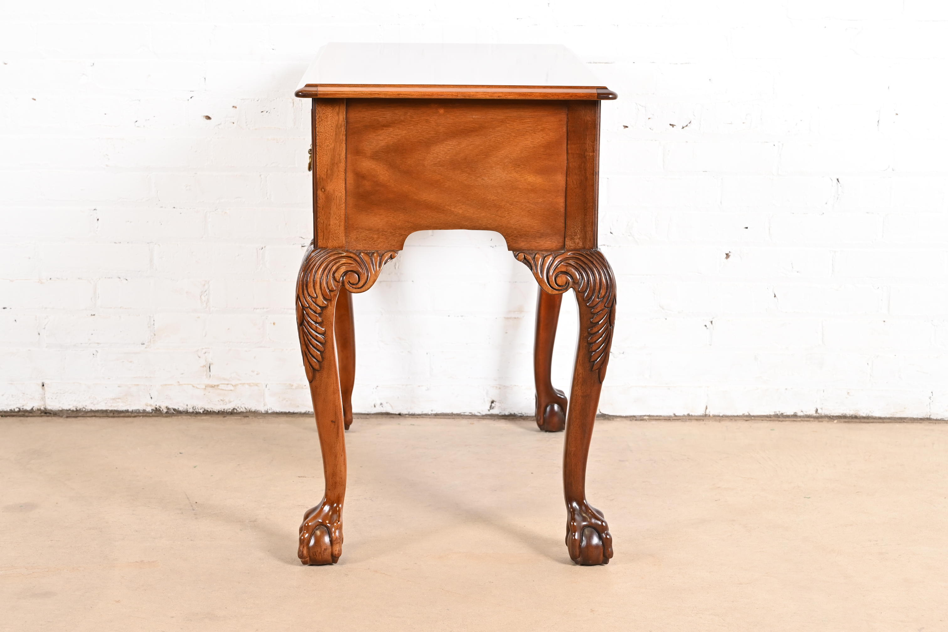 Councill Furniture Chippendale Banded Mahogany Lowboy Dressing Table or Entry Table - Image 10
