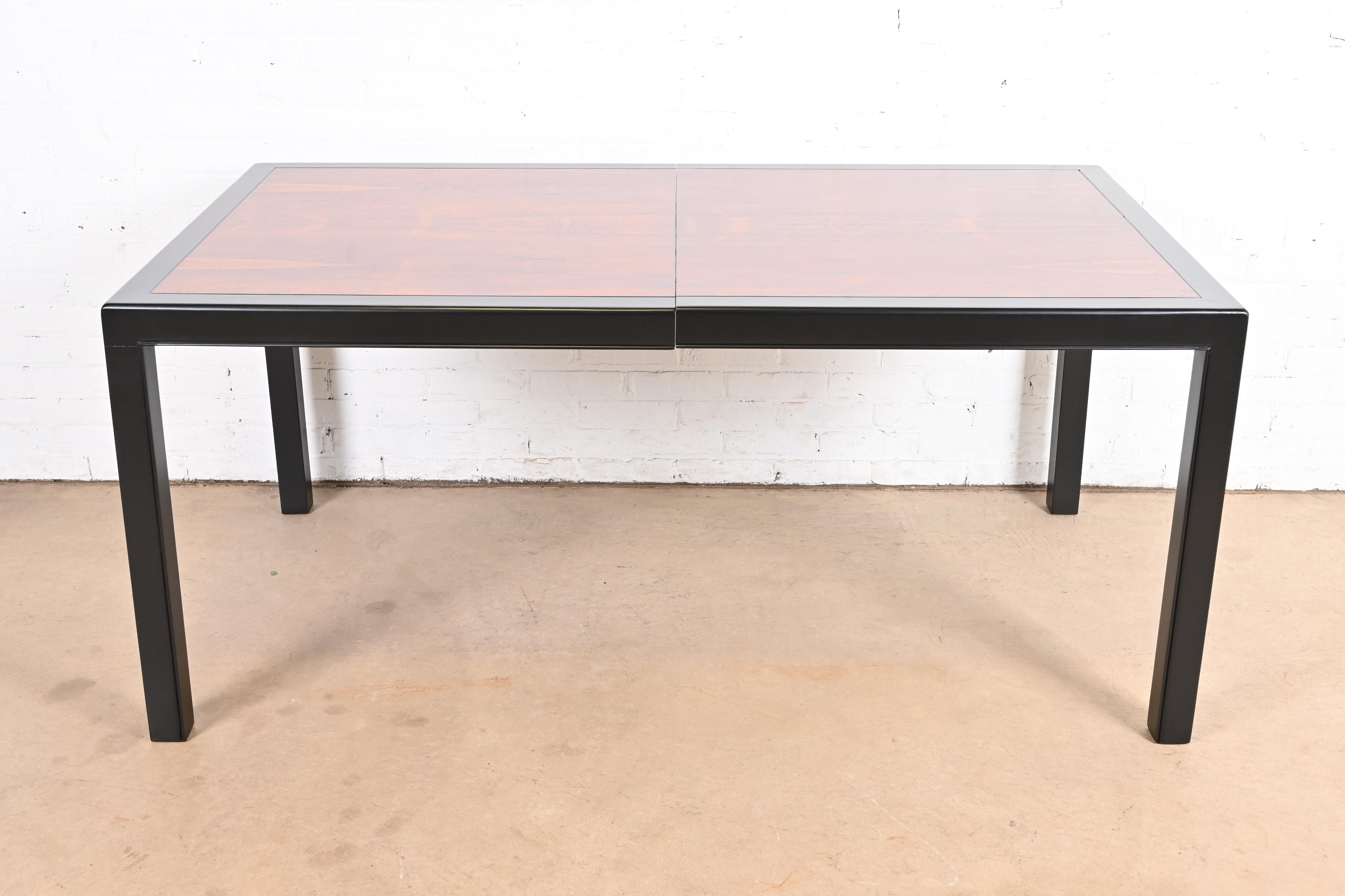 Dunbar Style Rosewood and Black Lacquered Extension Dining Table, Newly Refinished - Image 8
