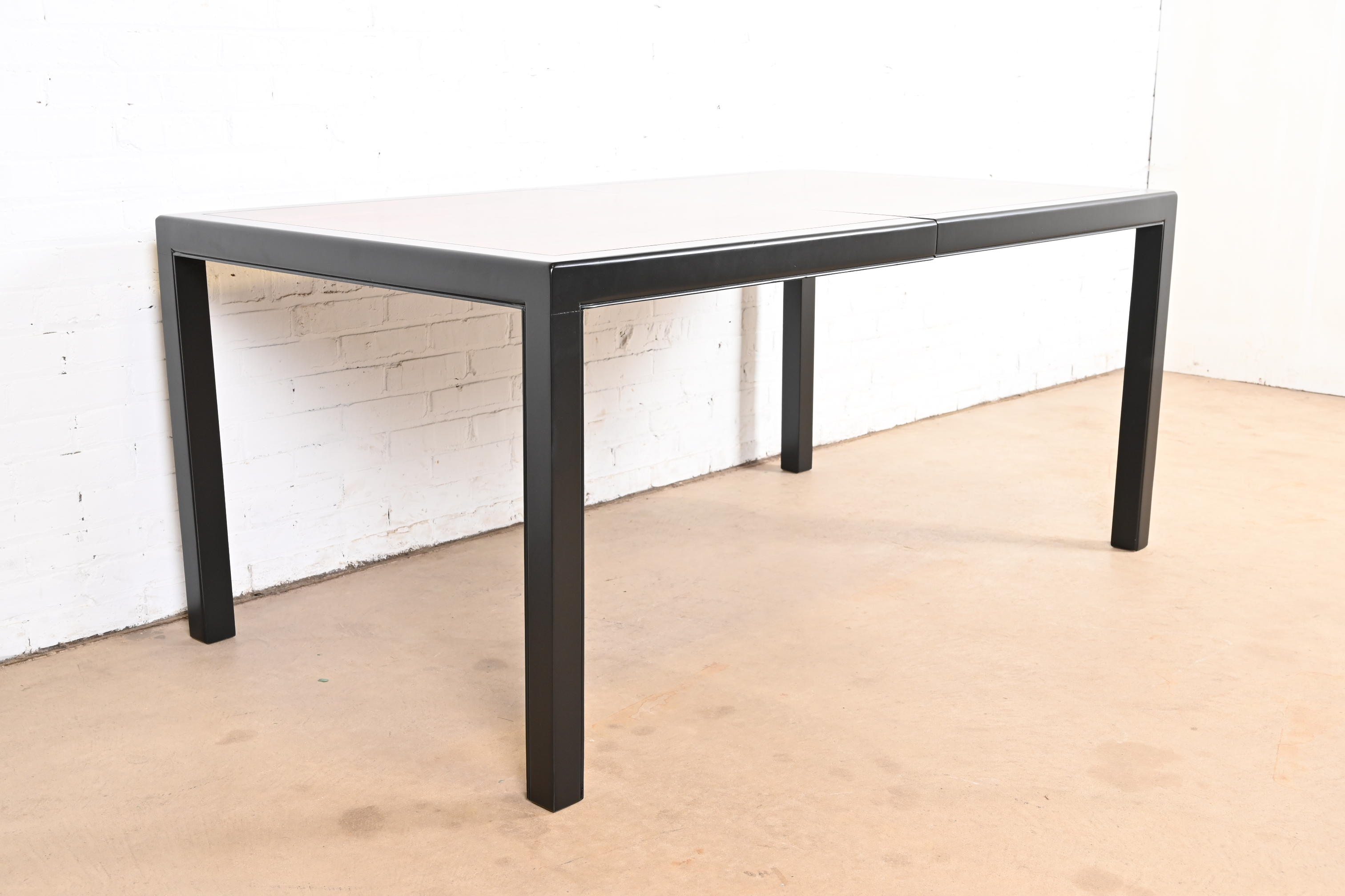 Dunbar Style Rosewood and Black Lacquered Extension Dining Table, Newly Refinished - Image 10