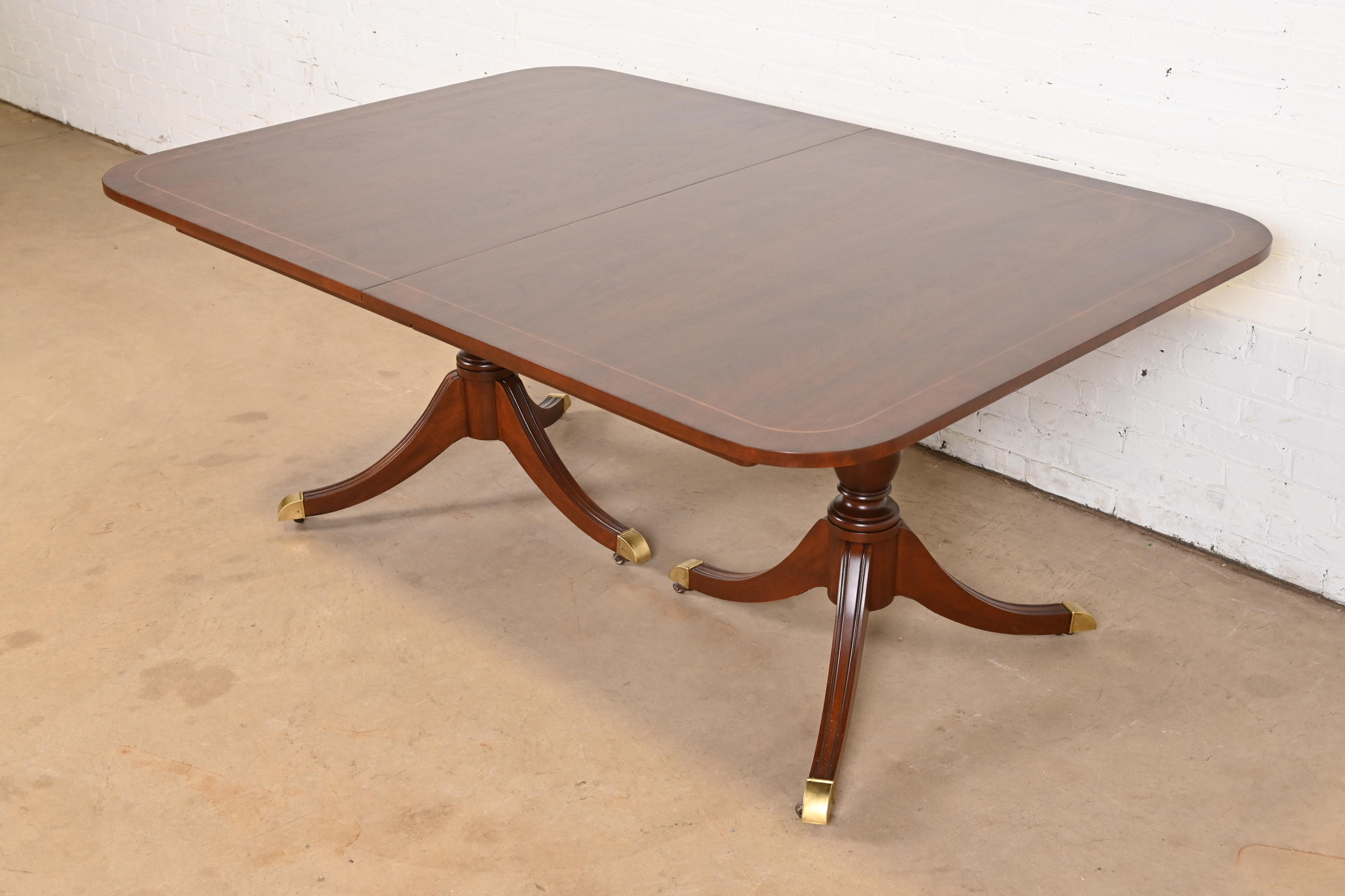 Kindel Furniture Georgian Banded Mahogany Double Pedestal Extension Dining Table, Newly Refinished - Image 8