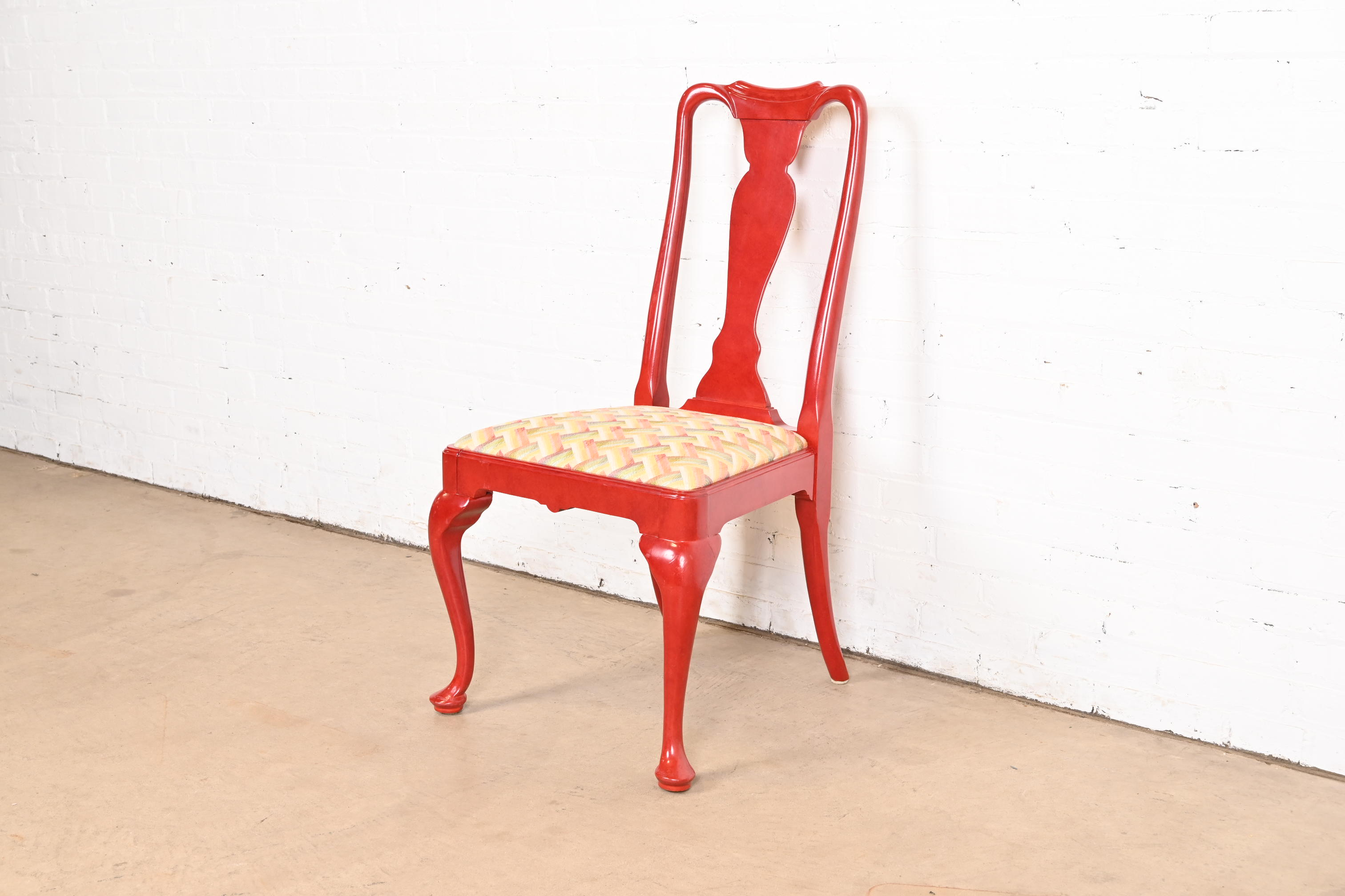 Kindel Furniture Style Chinoiserie Queen Anne Red Lacquered Dining Chairs, Set of Ten - Image 4