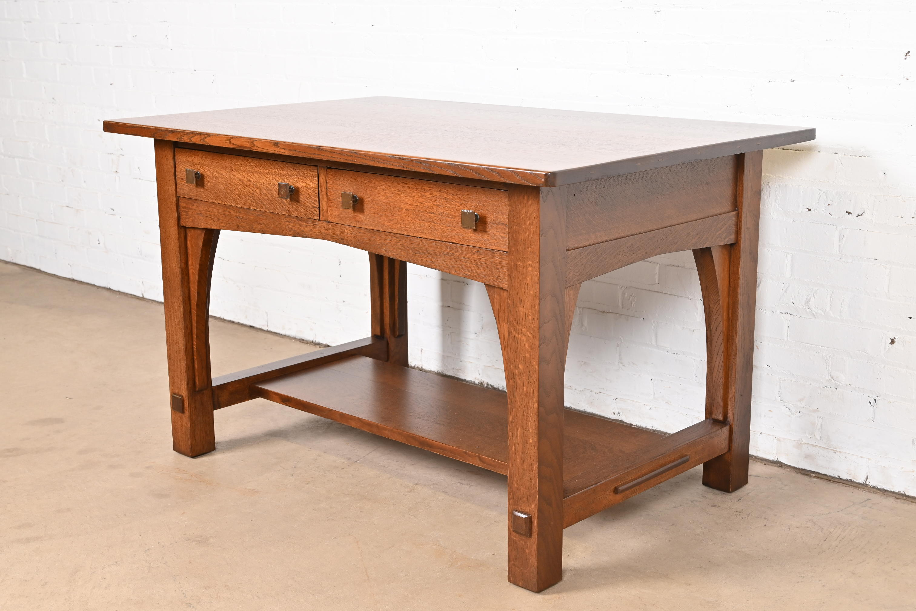Limbert Antique Mission Oak Arts & Crafts Desk or Library Table, Newly Refinished