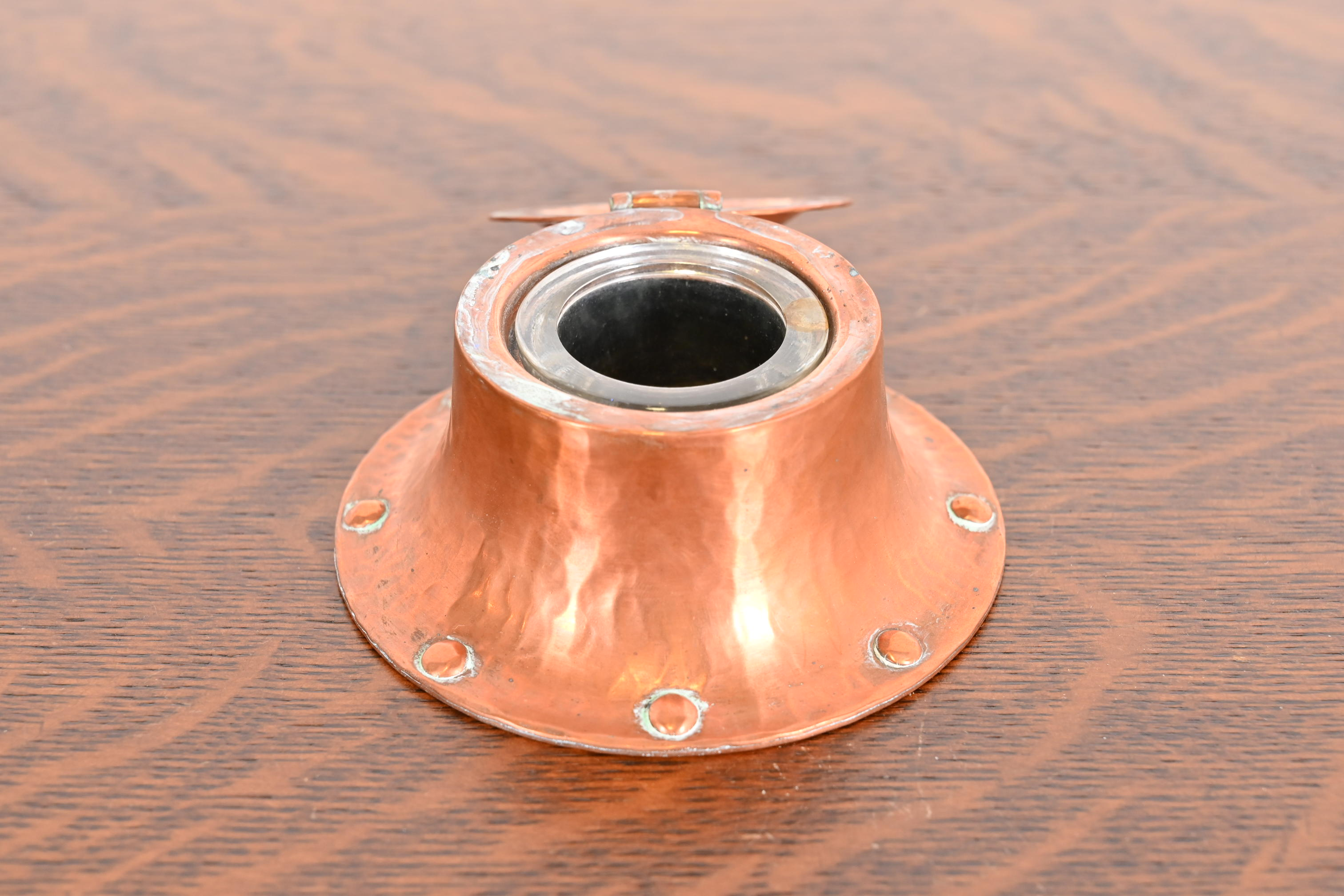 Roycroft Arts & Crafts Hammered Copper Inkwell - Image 7