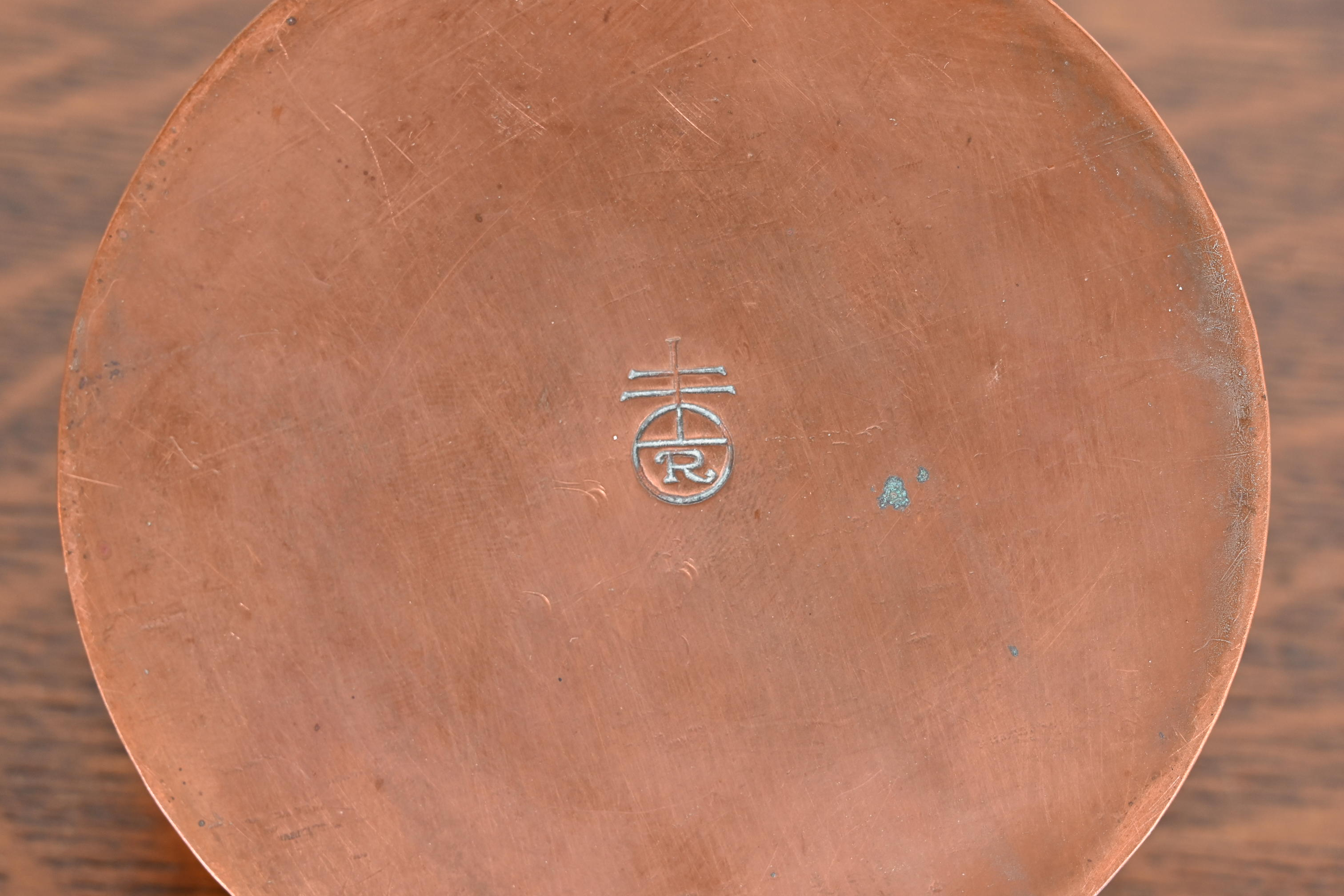 Roycroft Arts & Crafts Hammered Copper Inkwell - Image 10