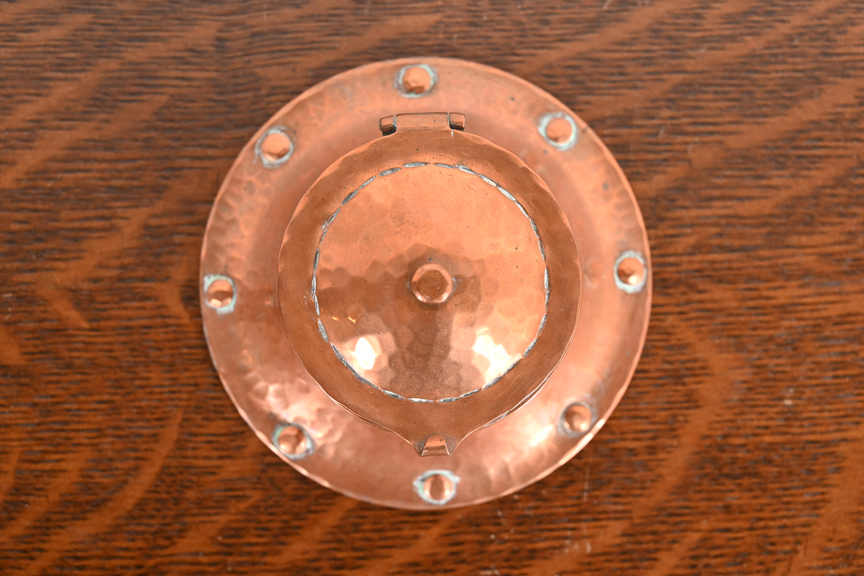 Roycroft Arts & Crafts Hammered Copper Inkwell - Image 4