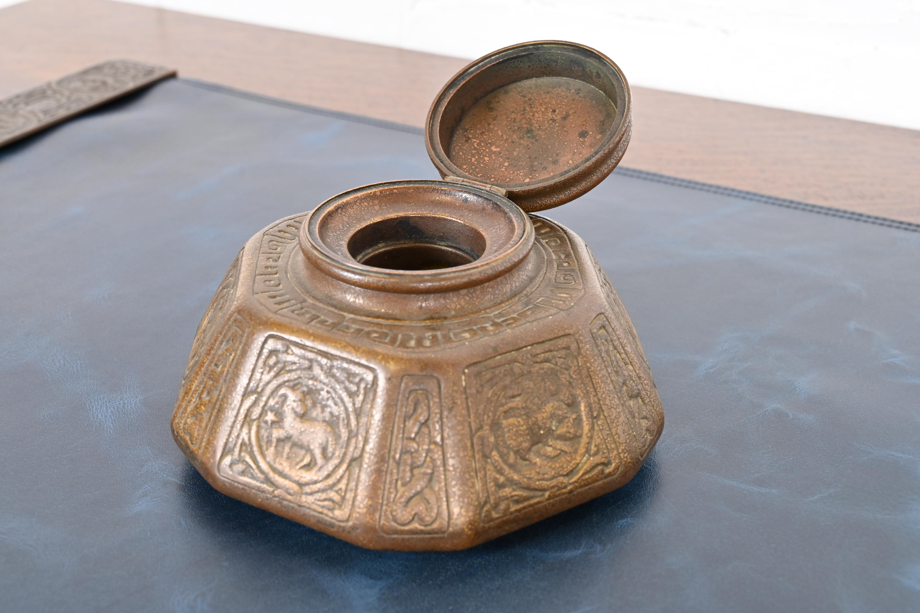 Tiffany Studios New York Zodiac Bronze Large Inkwell - Image 7