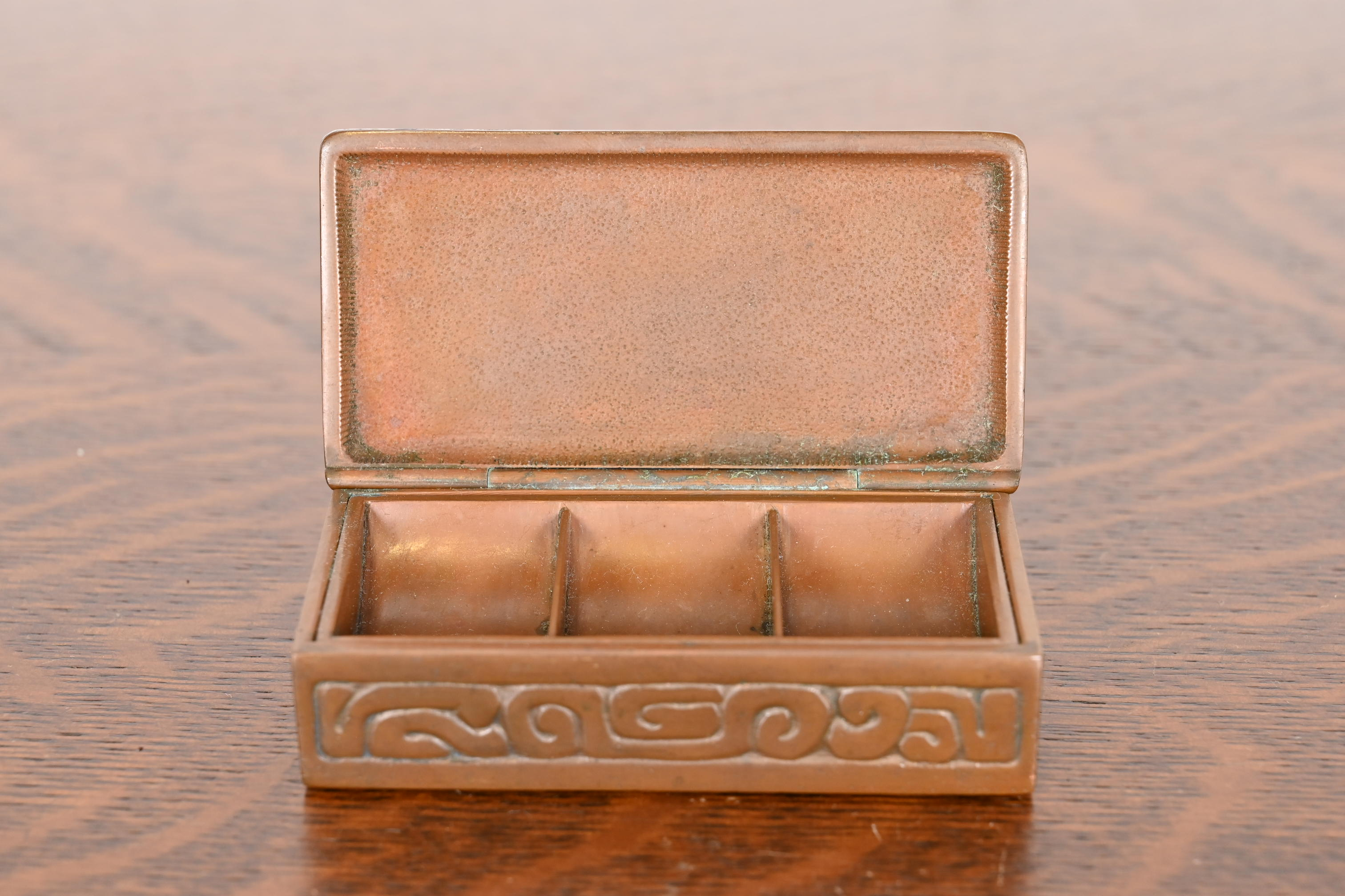 Tiffany Studios New York Zodiac Bronze Stamp Box - Image 7