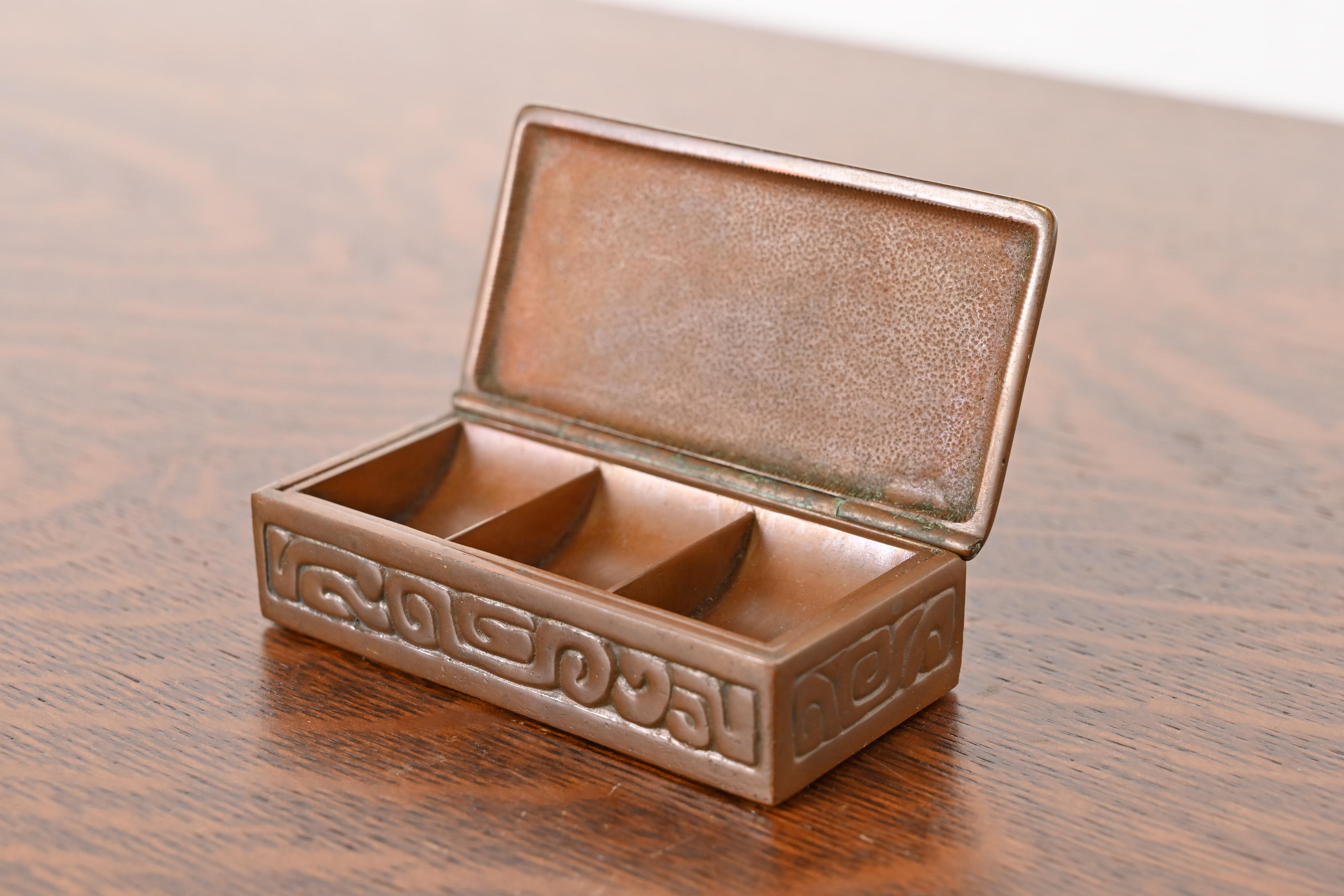 Tiffany Studios New York Zodiac Bronze Stamp Box - Image 8