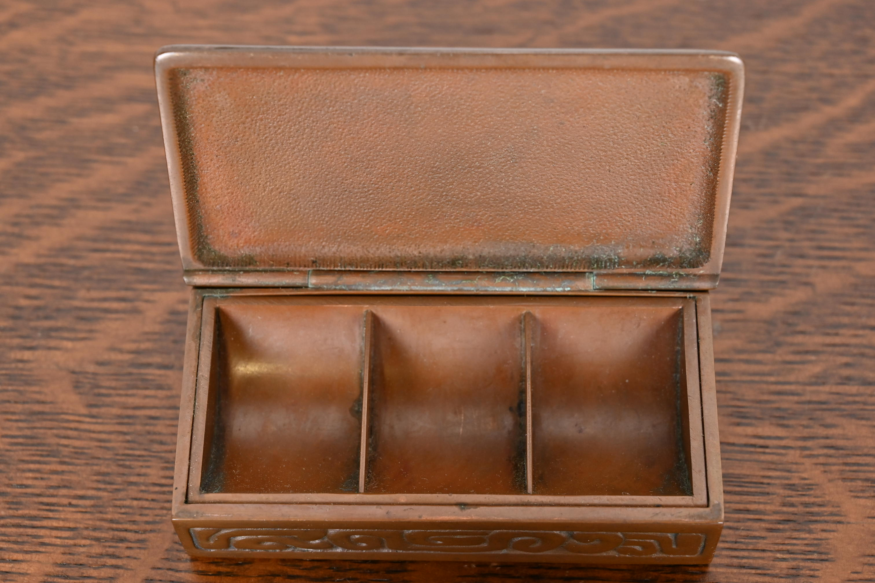 Tiffany Studios New York Zodiac Bronze Stamp Box - Image 6