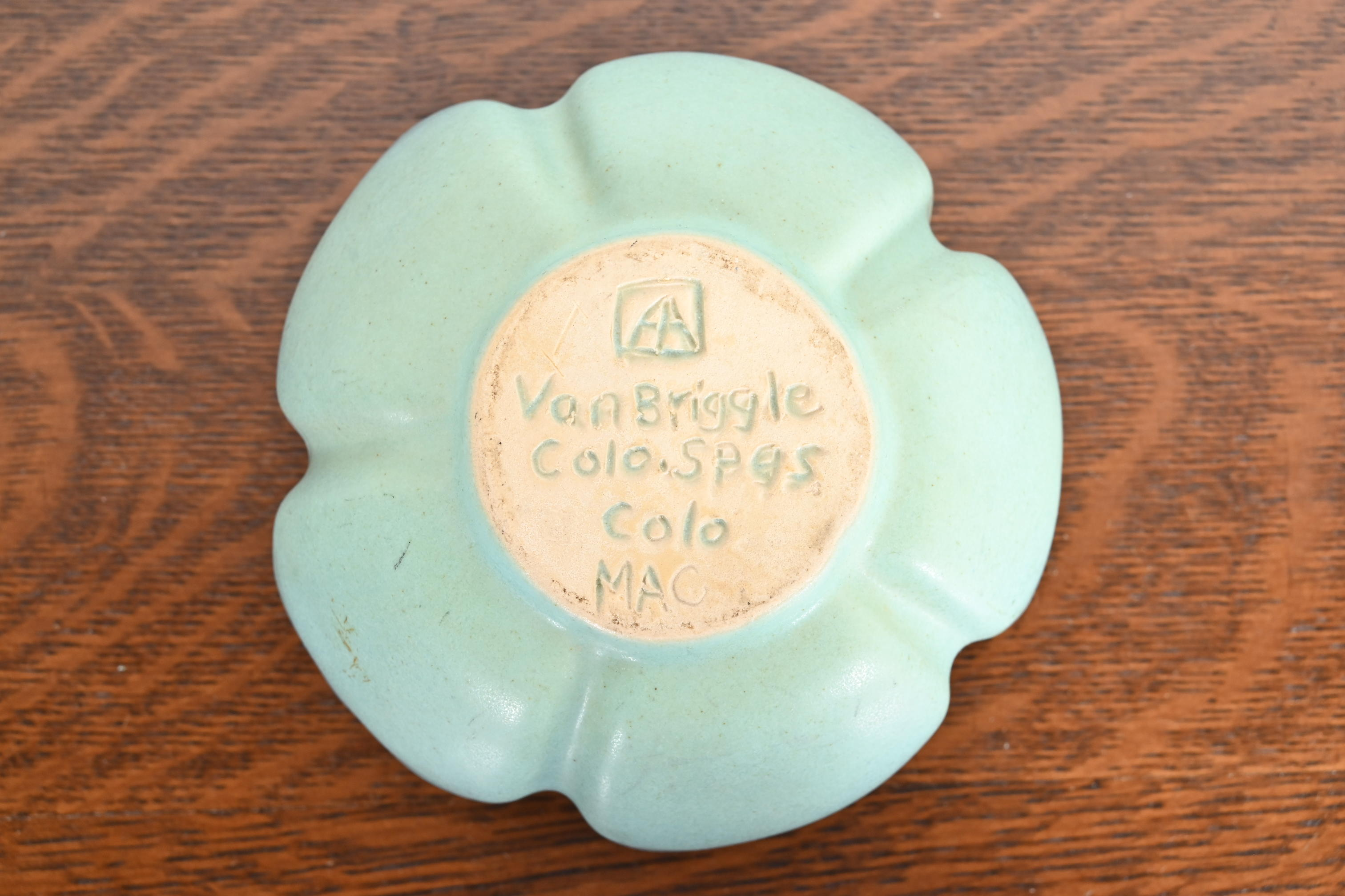 Van Briggle Arts & Crafts Lotus Form Turquoise Glazed Ceramic Bowl - Image 9