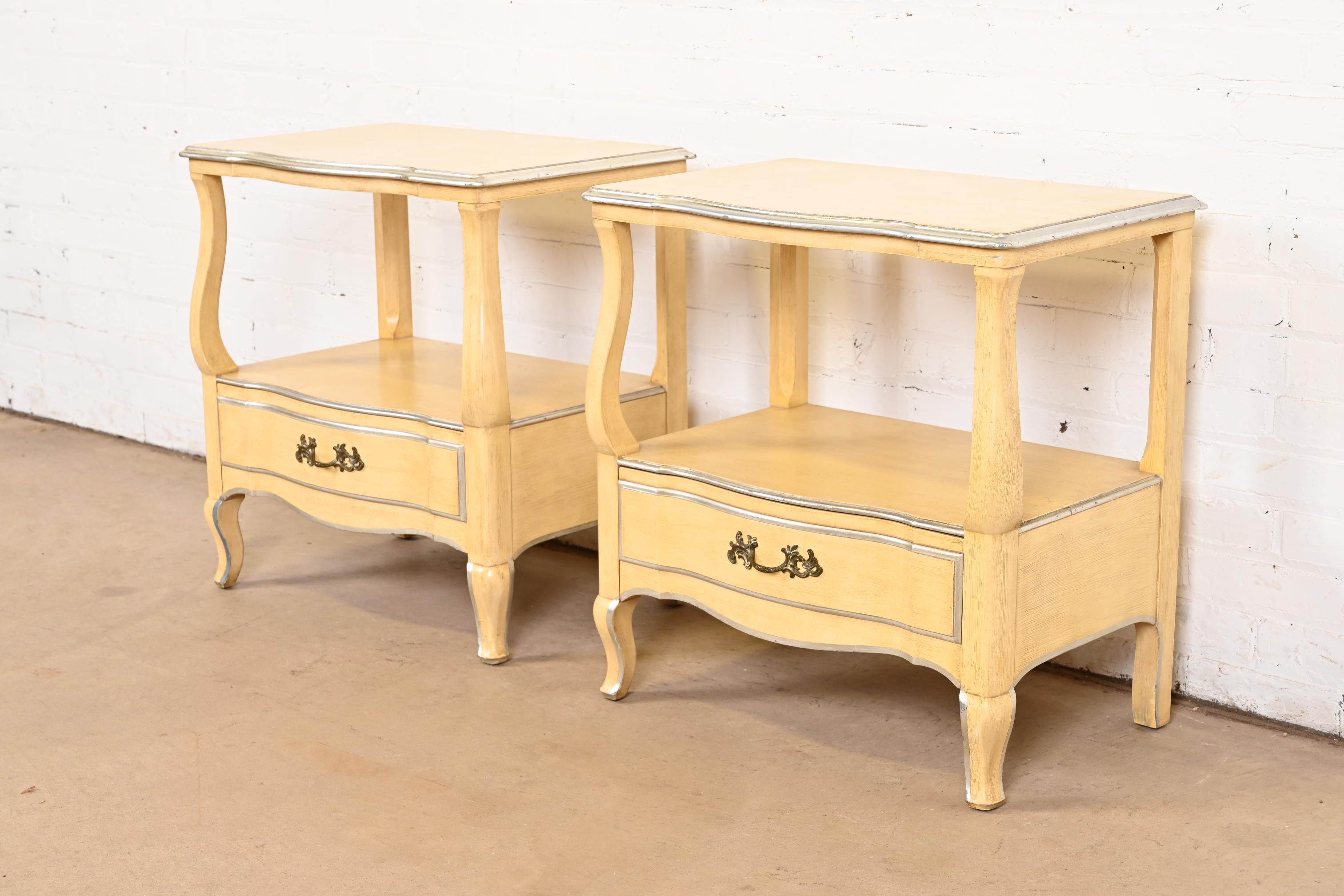John Widdicomb French Provincial Louis XV Nightstands, 1950s - Image 3