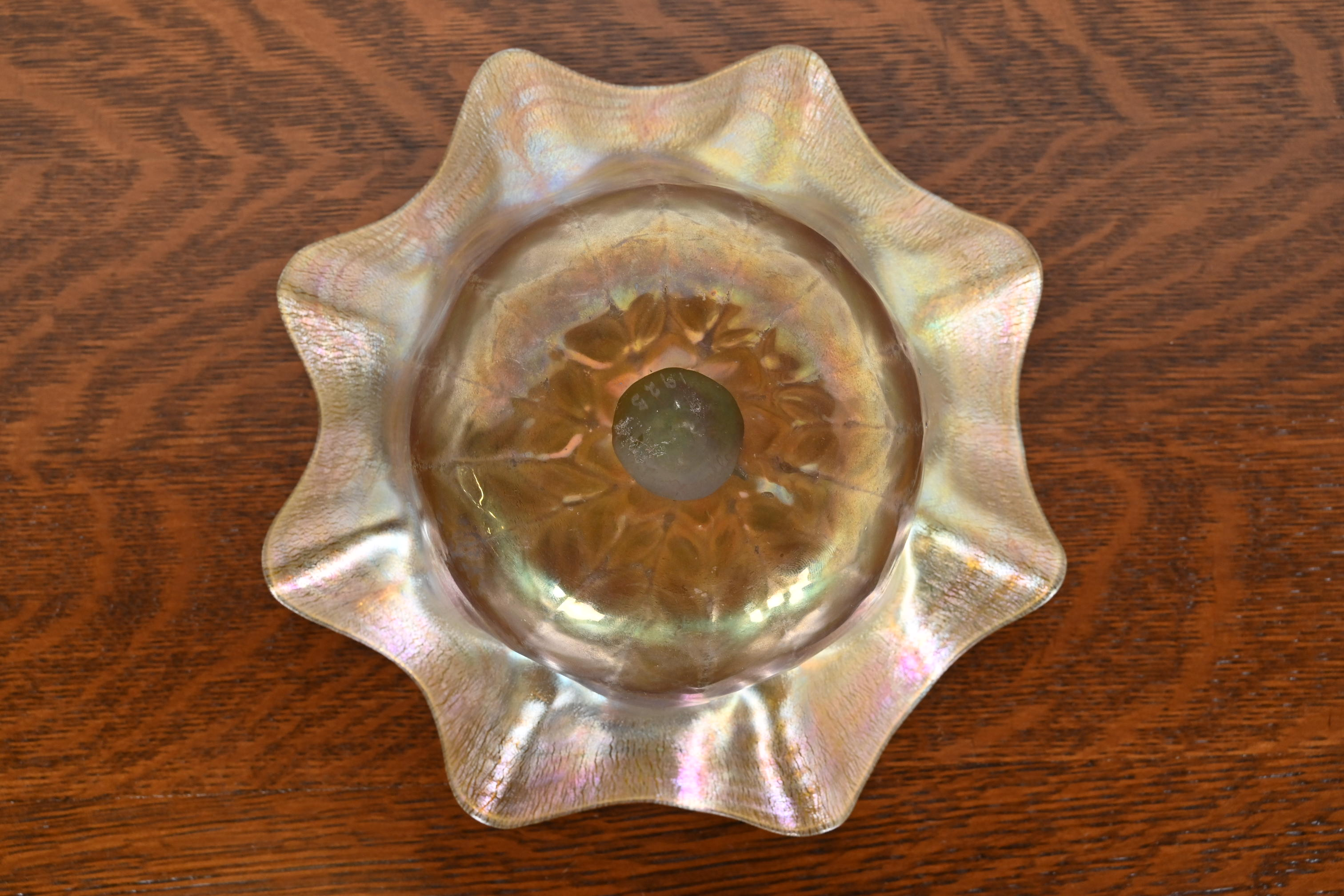 Louis Comfort Tiffany Favrile Iridescent Art Glass Floriform Bowl With Flared and Ruffled Edge - Image 7