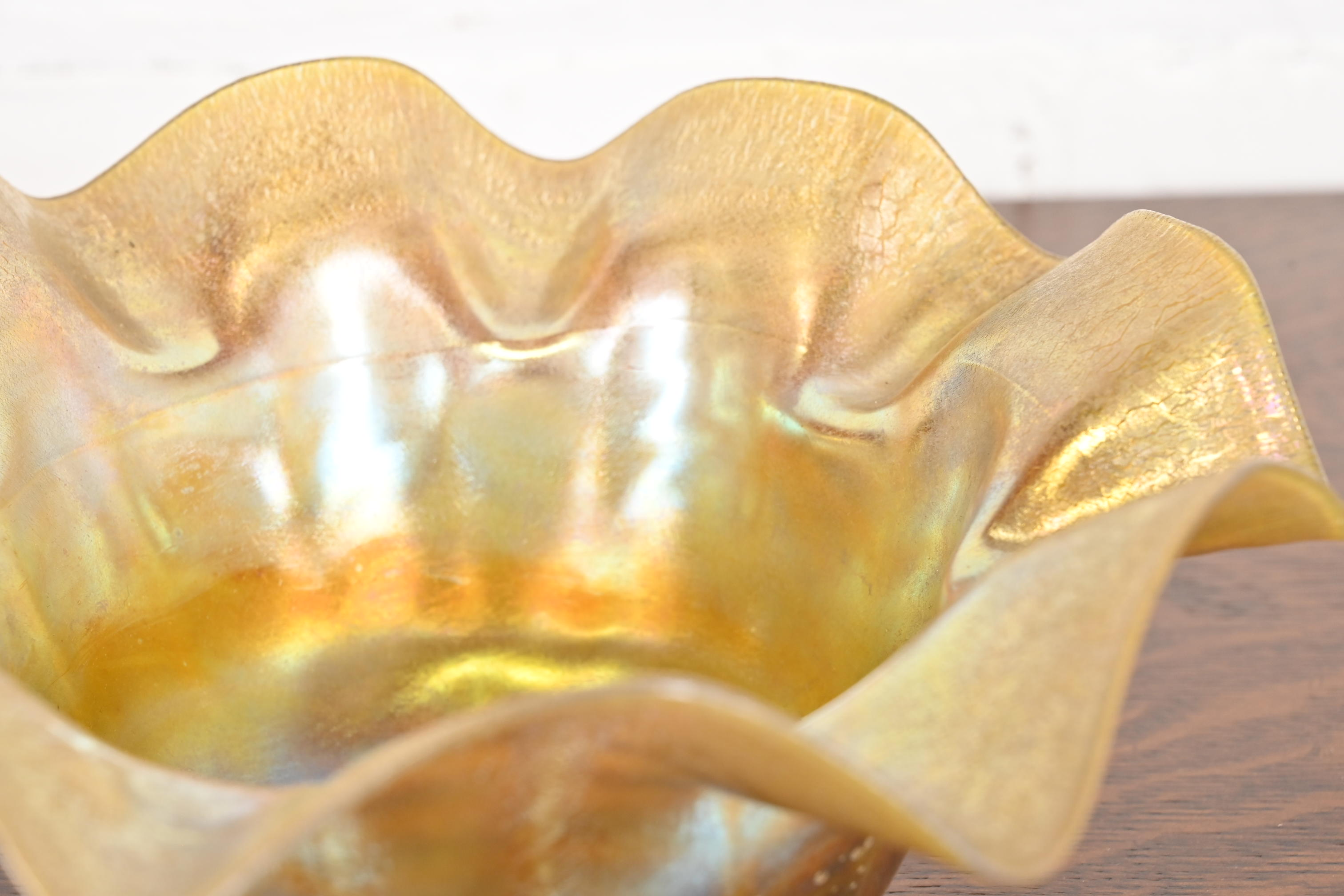 Louis Comfort Tiffany Favrile Iridescent Art Glass Floriform Bowl With Flared and Ruffled Edge - Image 6