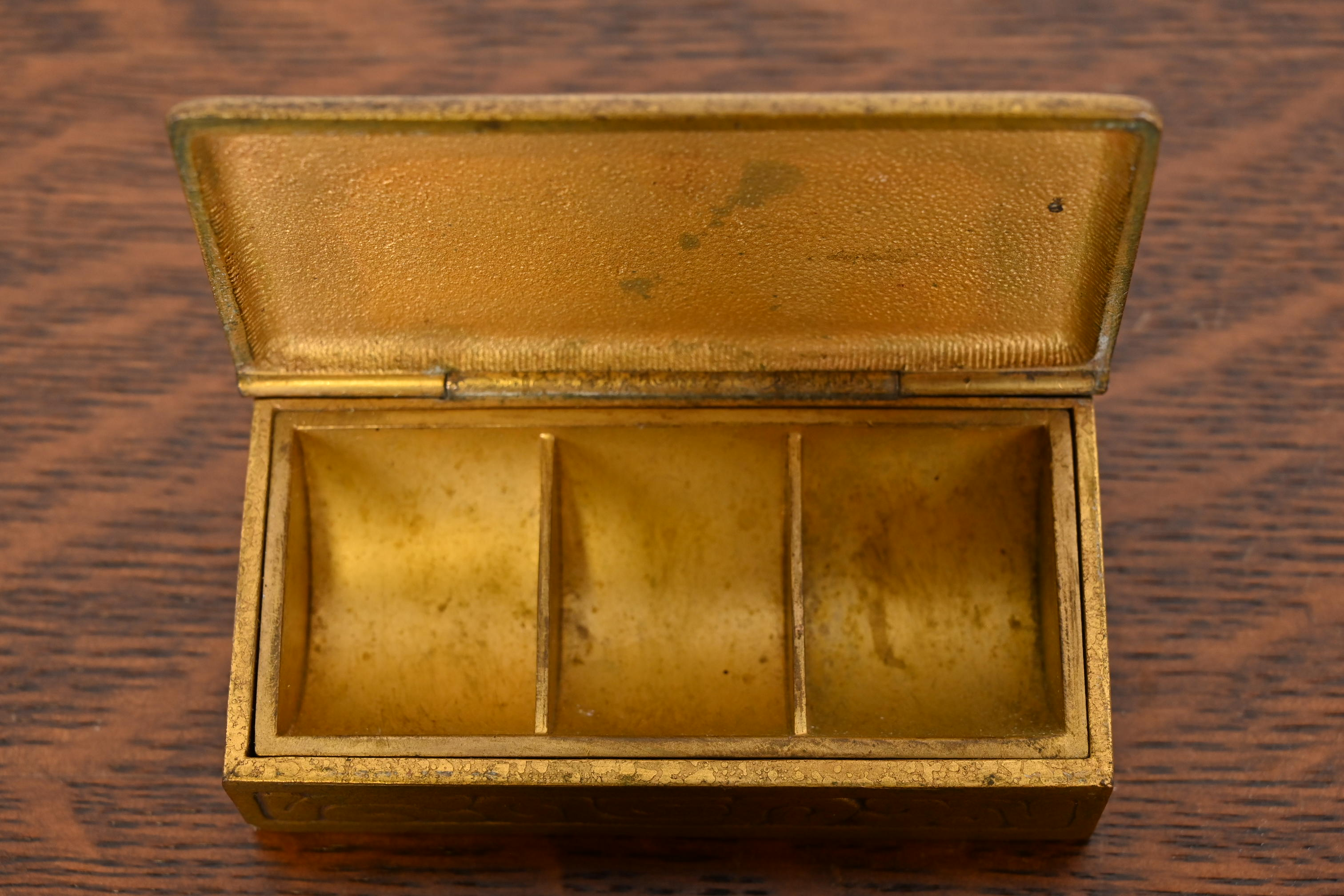 Tiffany Studios New York Zodiac Bronze Doré Stamp Box - Image 6