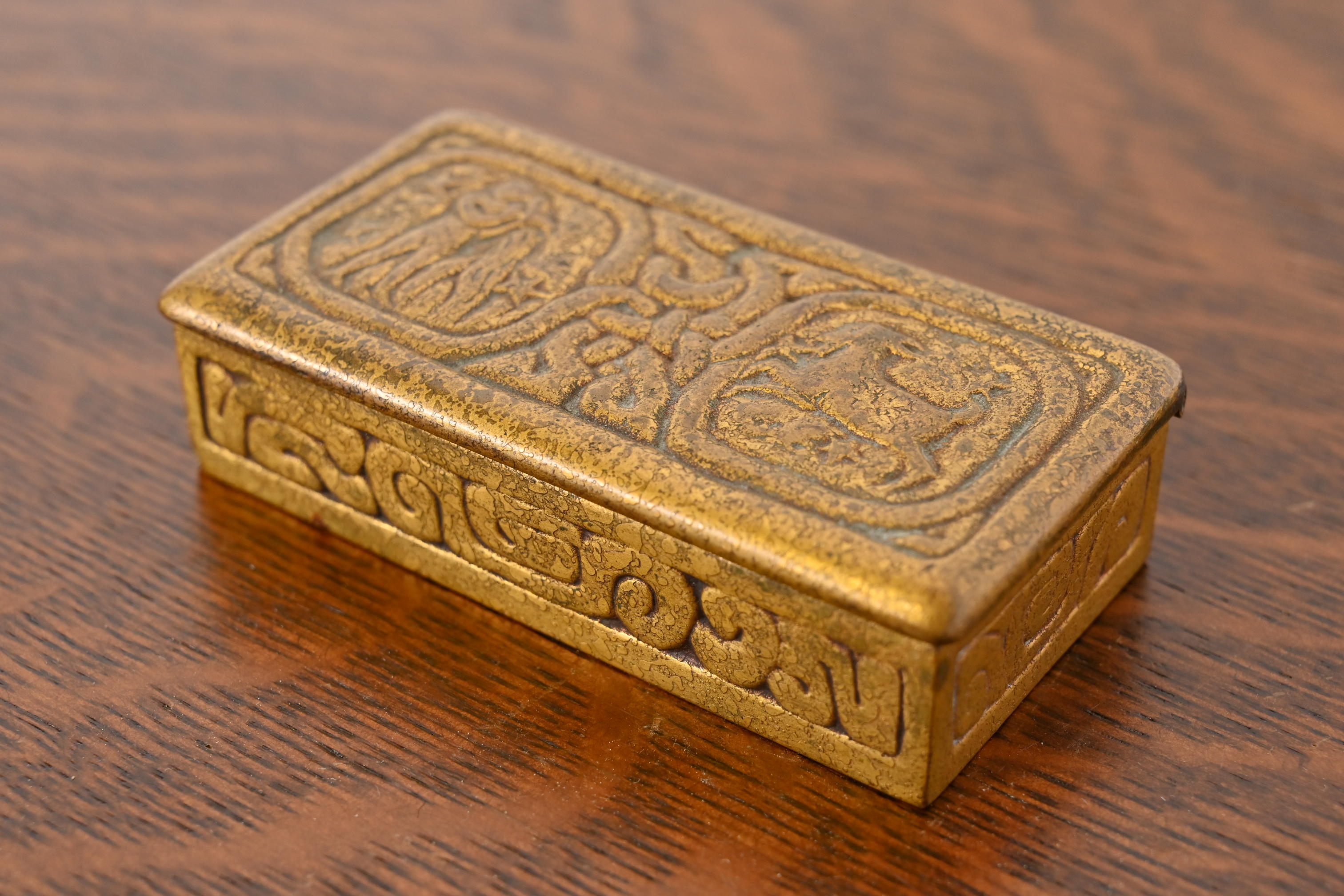 Tiffany Studios New York Zodiac Bronze Doré Stamp Box - Image 3