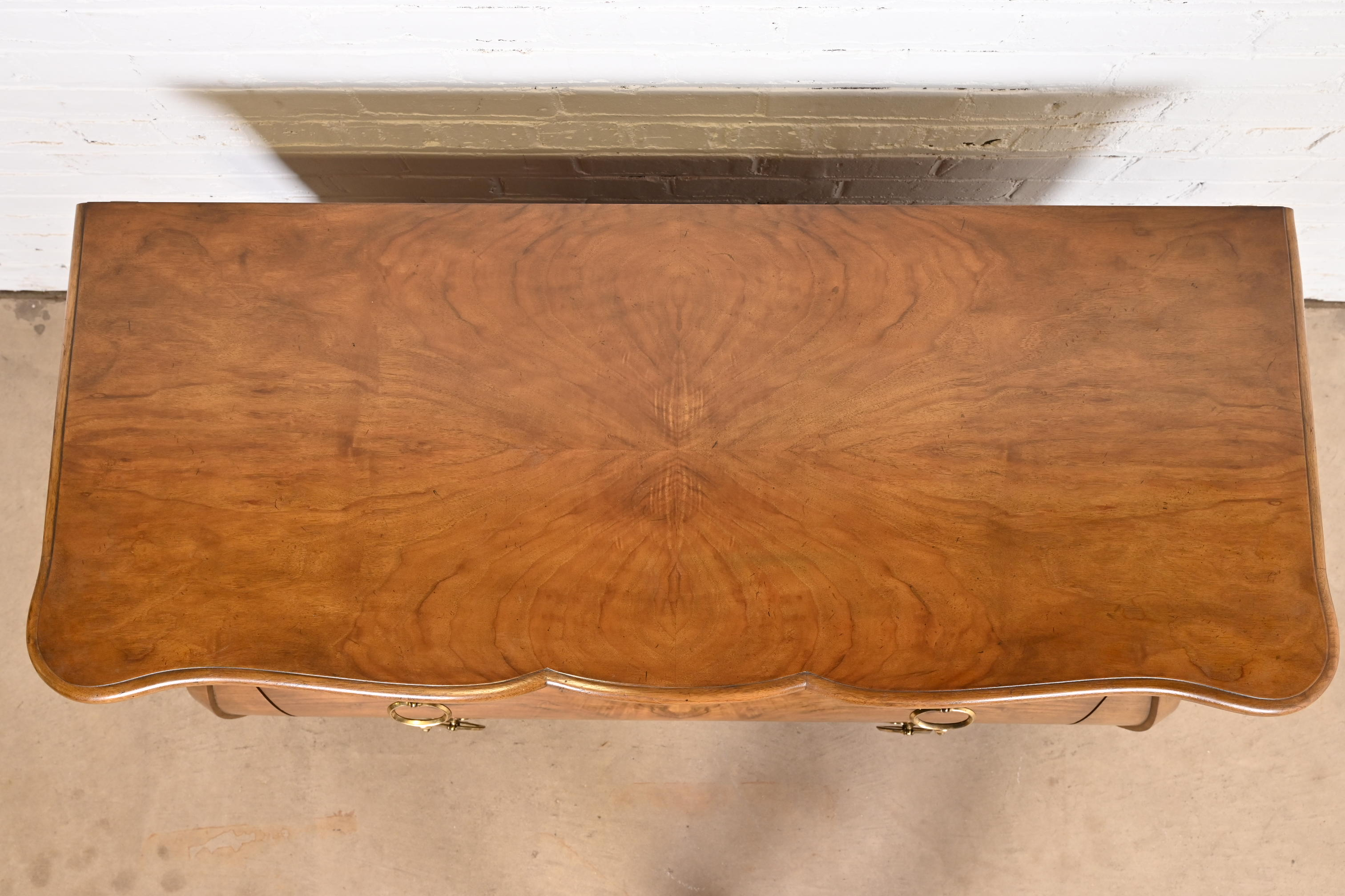 Baker Furniture Louis XV Burled Walnut Bombay Chest or Commode - Image 9