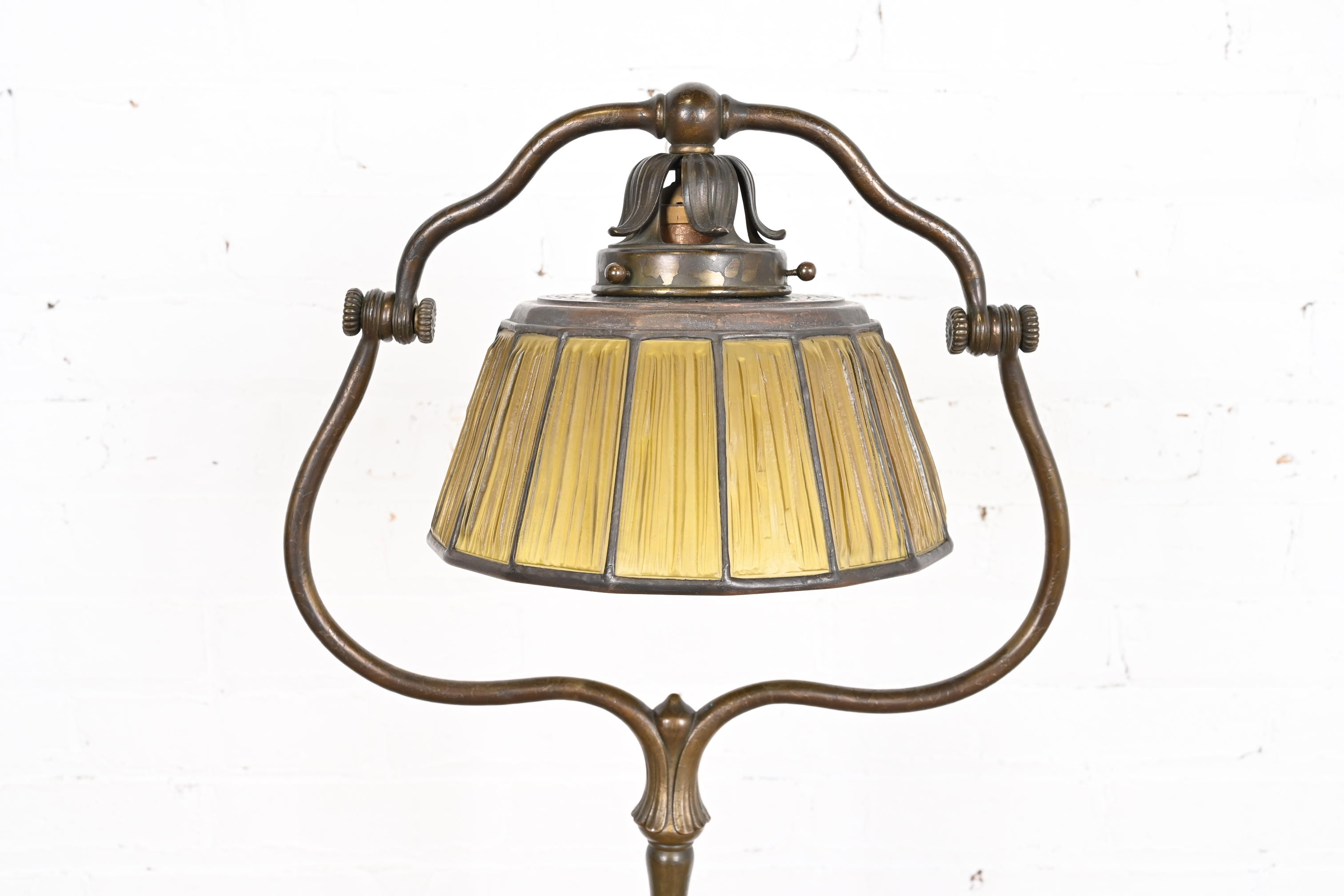 Tiffany Studios New York Linenfold Harp Floor Lamp - Image 3