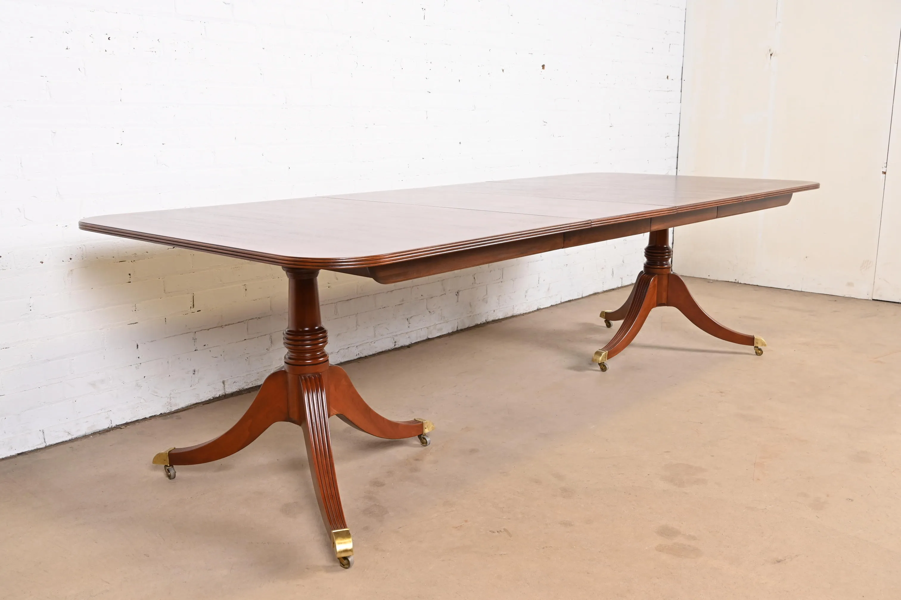 Baker Furniture Georgian Banded Mahogany Double Pedestal Extension Dining Table, Newly Refinished - Image 4
