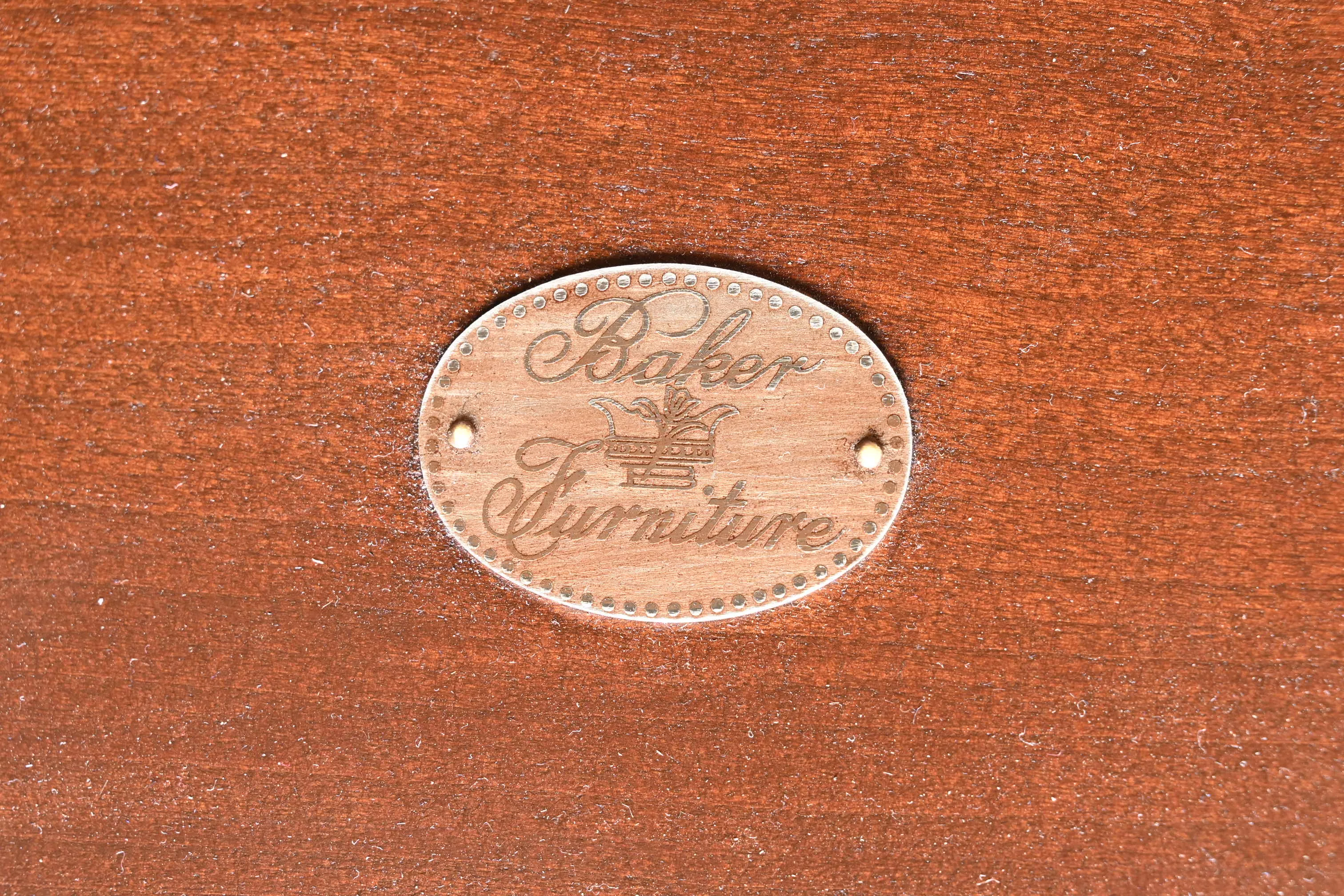 Baker Furniture Georgian Banded Mahogany Double Pedestal Extension Dining Table, Newly Refinished - Image 11