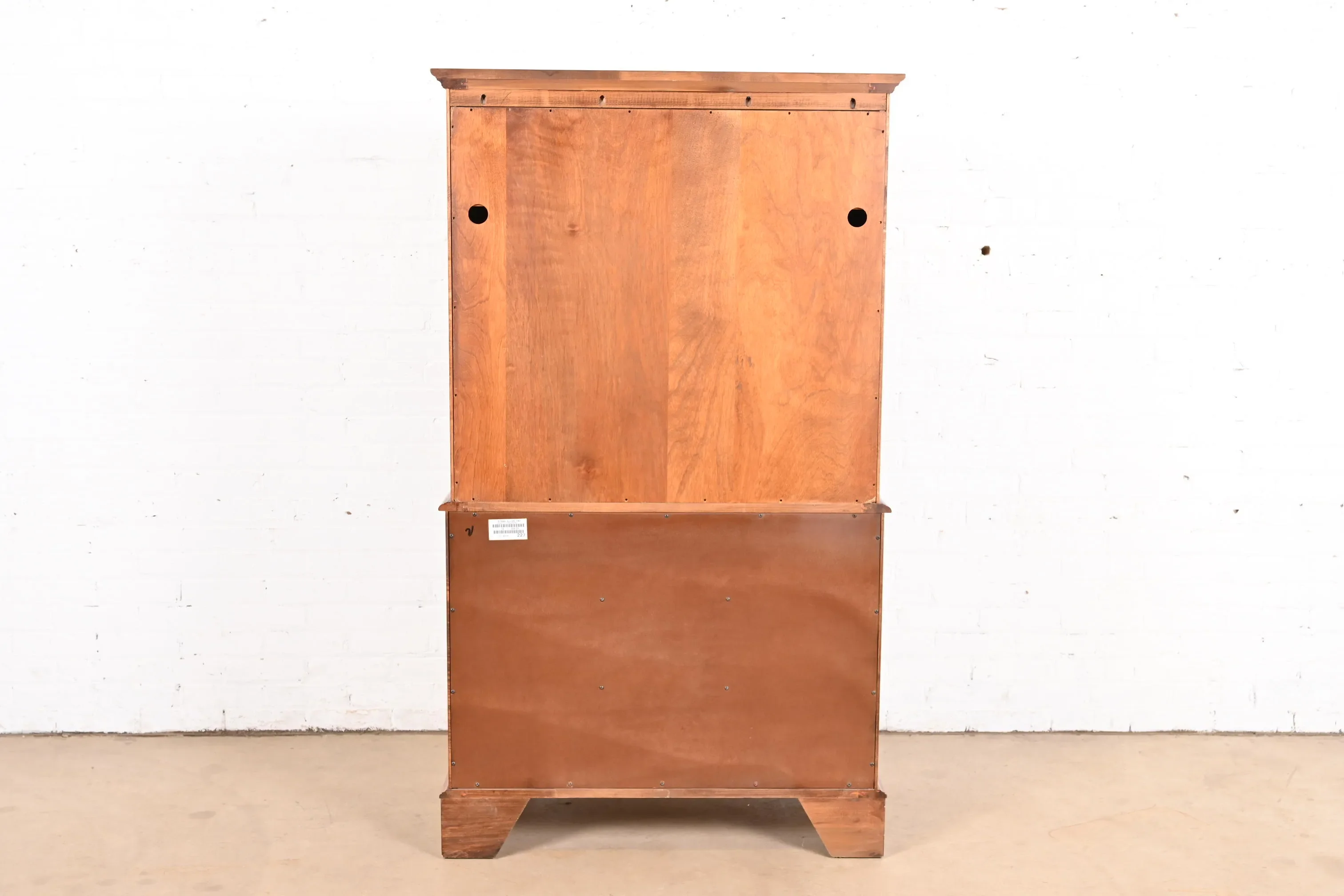 Ethan Allen Georgian English Country Solid Birch Gentleman's Chest or Linen Press - Image 11