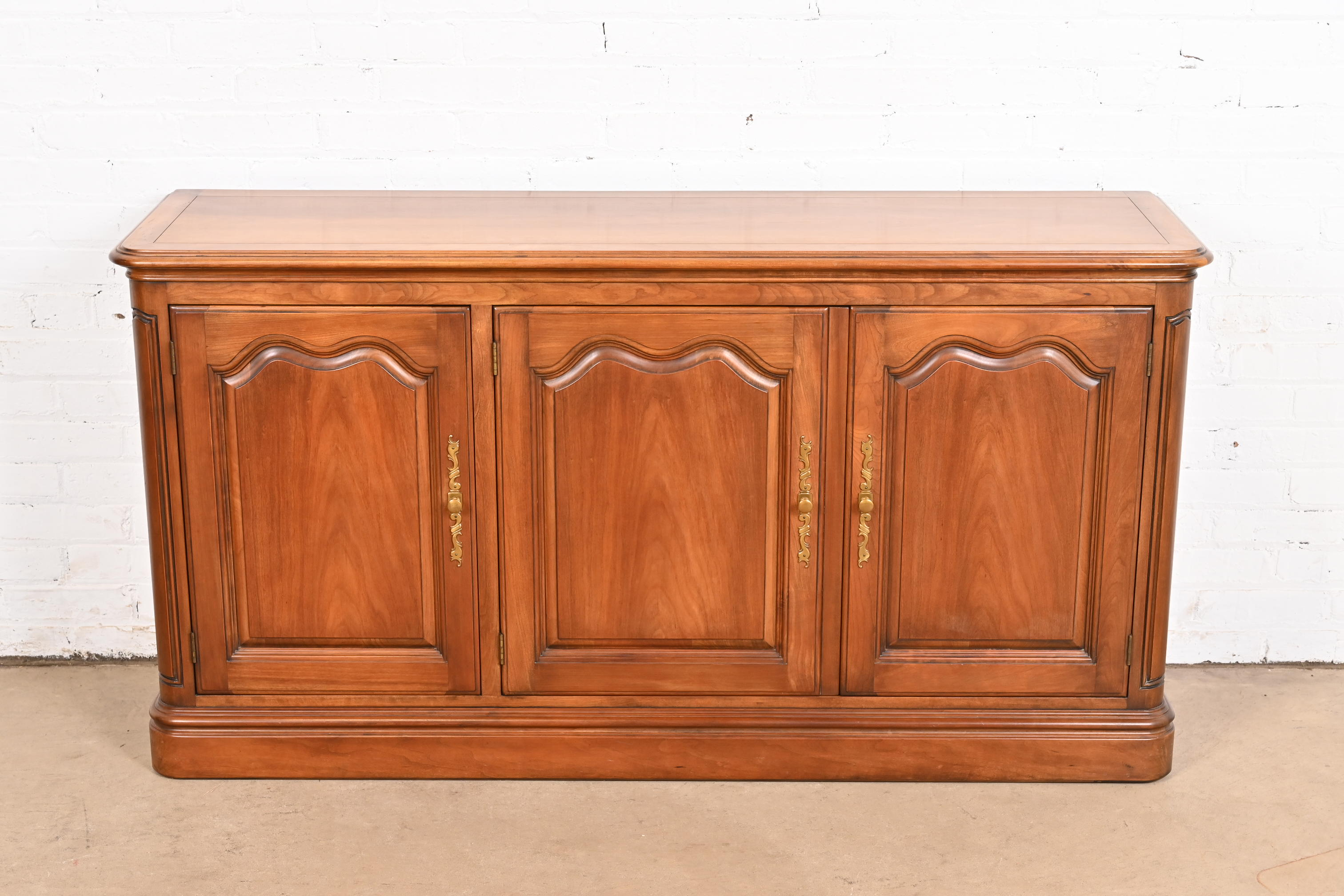 Kindel Furniture French Provincial Louis XV Cherry Wood Sideboard or Bar Cabinet, Circa 1960s - Image 2