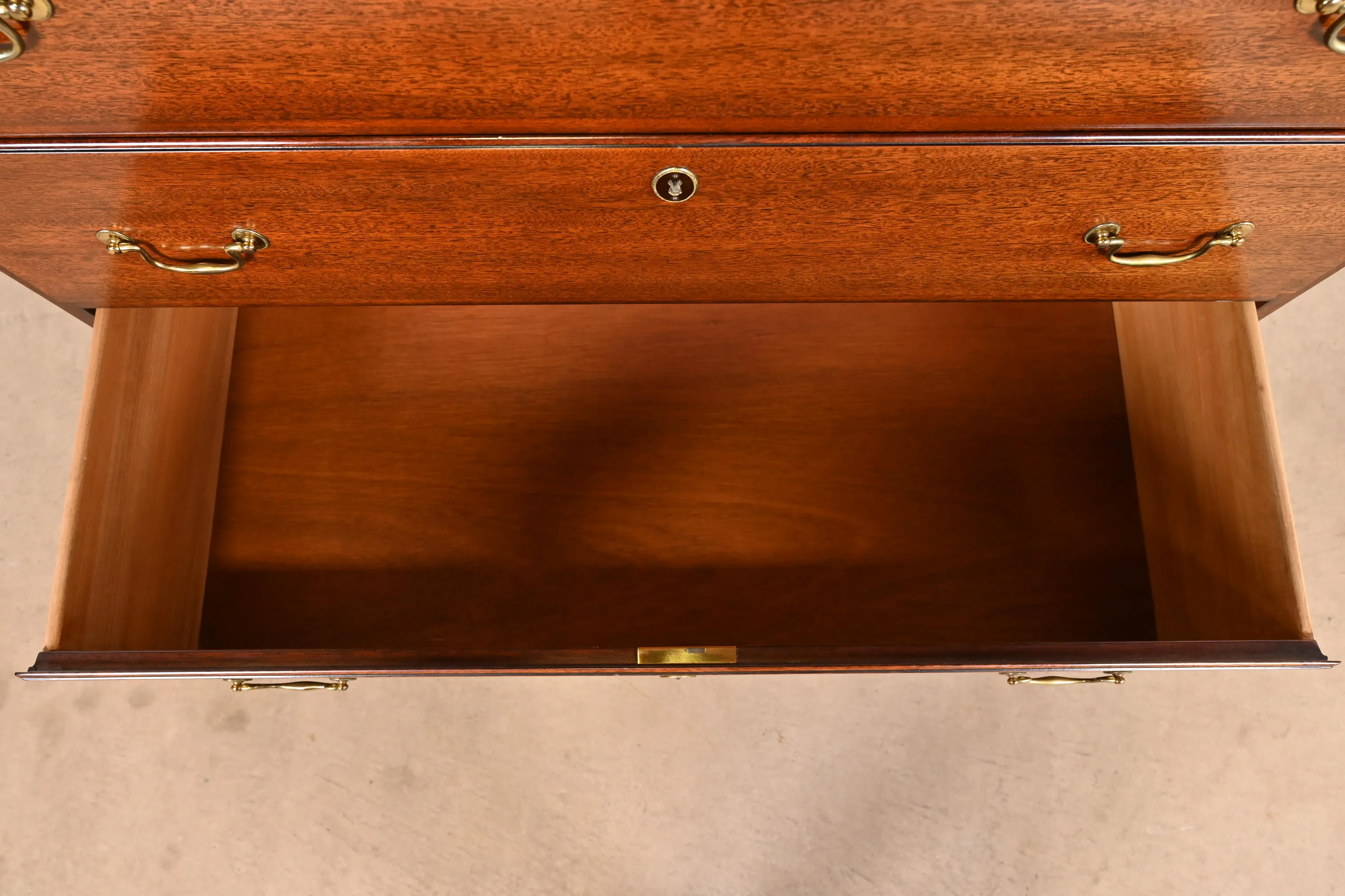 Kindel Furniture Georgian Carved Solid Mahogany Highboy Dresser - Image 6