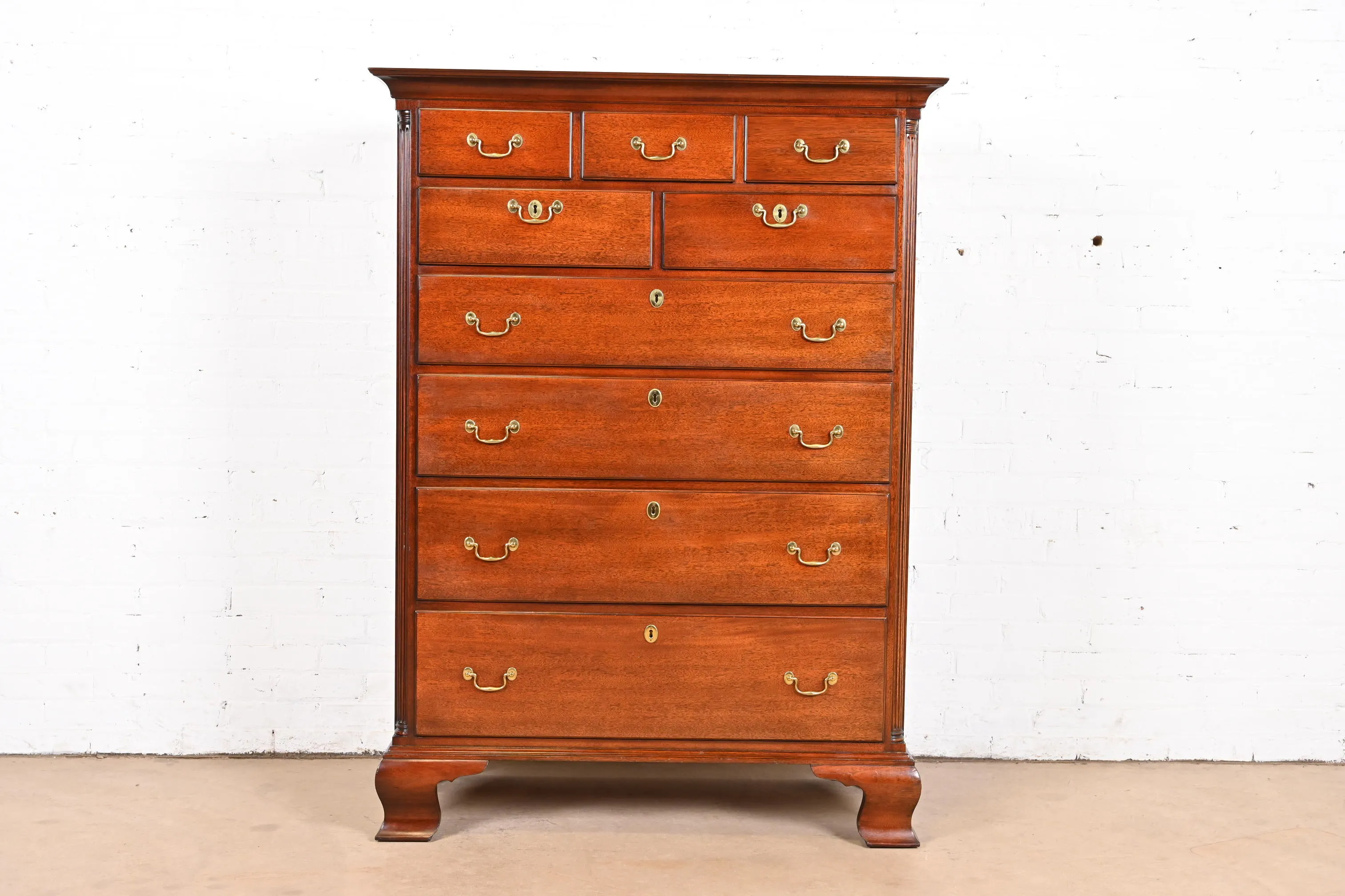 Kindel Furniture Georgian Carved Solid Mahogany Highboy Dresser