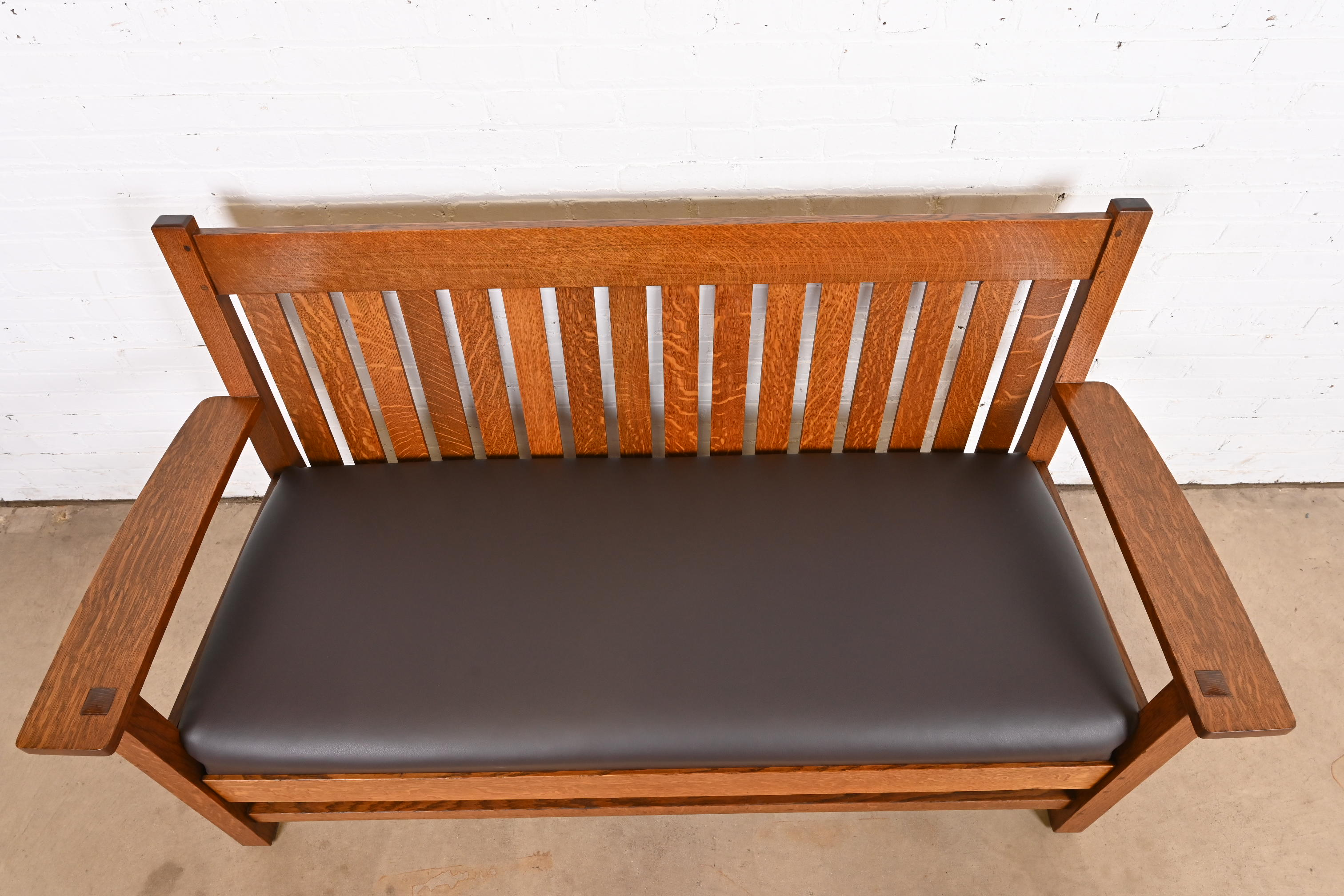 L. & J. G. Stickley Antique Mission Oak Arts & Crafts Open Arm Settee or Loveseat, Circa 1900 - Image 5