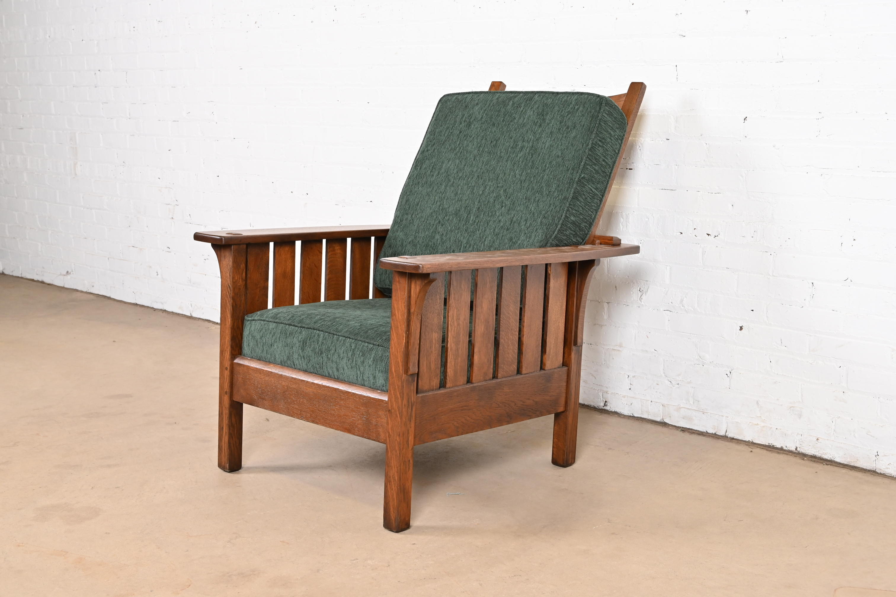 L. & J. G. Stickley Antique Mission Oak Arts & Crafts Reclining Morris Lounge Chair, Newly Refinished