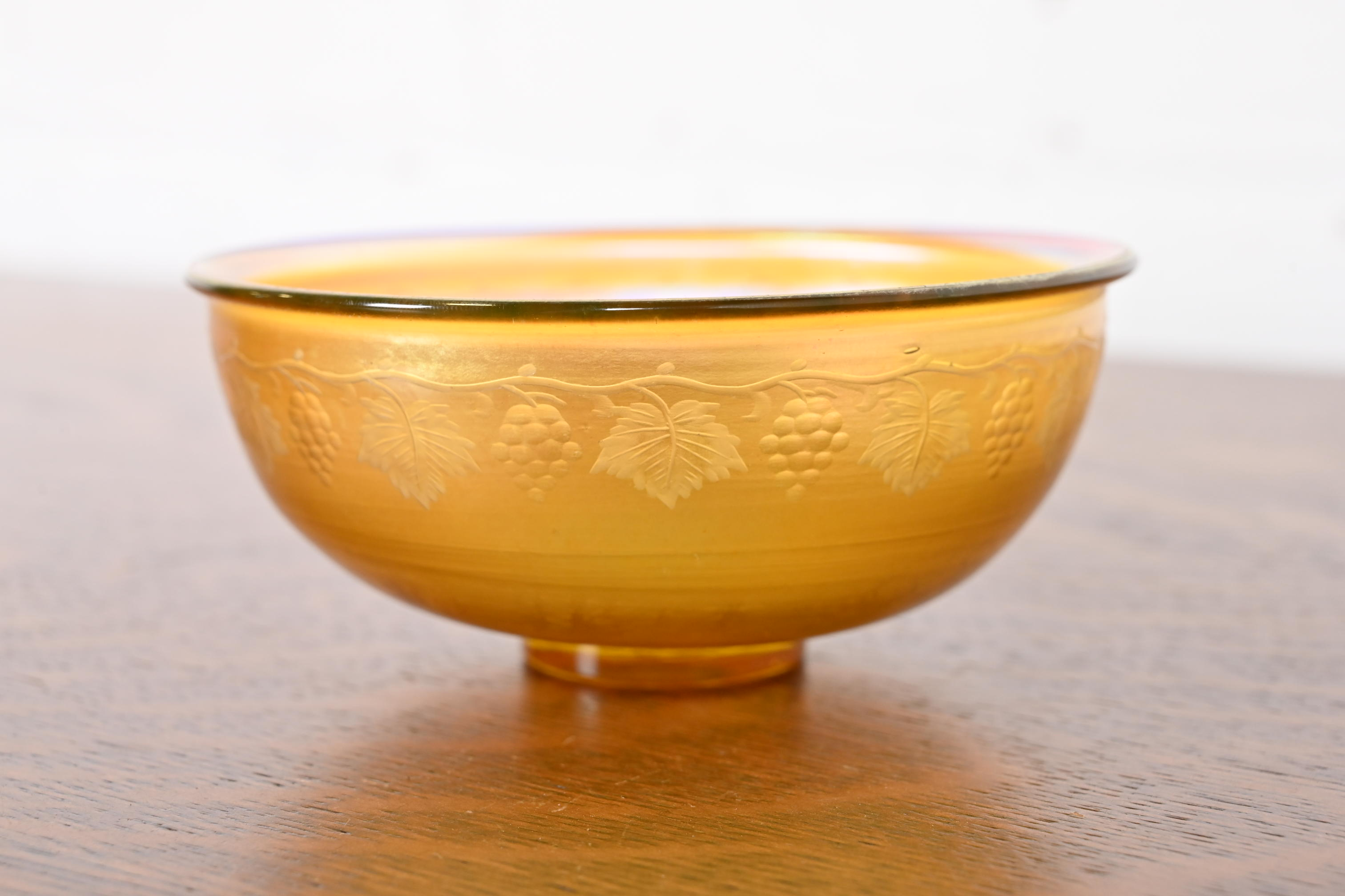 Louis Comfort Tiffany Favrile Iridescent Art Glass Bowl and Underplate With Intaglio Grapevine Motif - Image 3