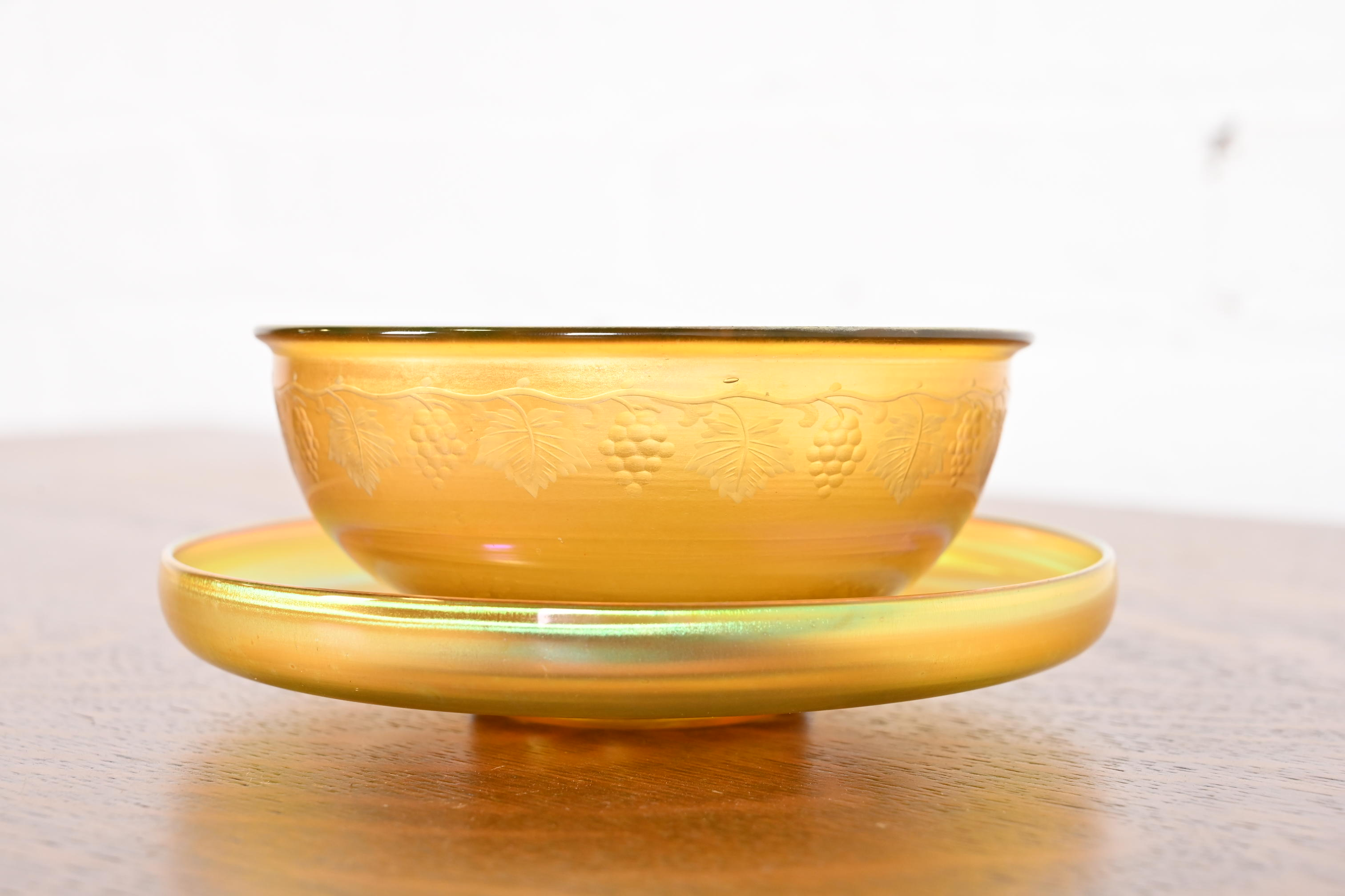 Louis Comfort Tiffany Favrile Iridescent Art Glass Bowl and Underplate With Intaglio Grapevine Motif - Image 2