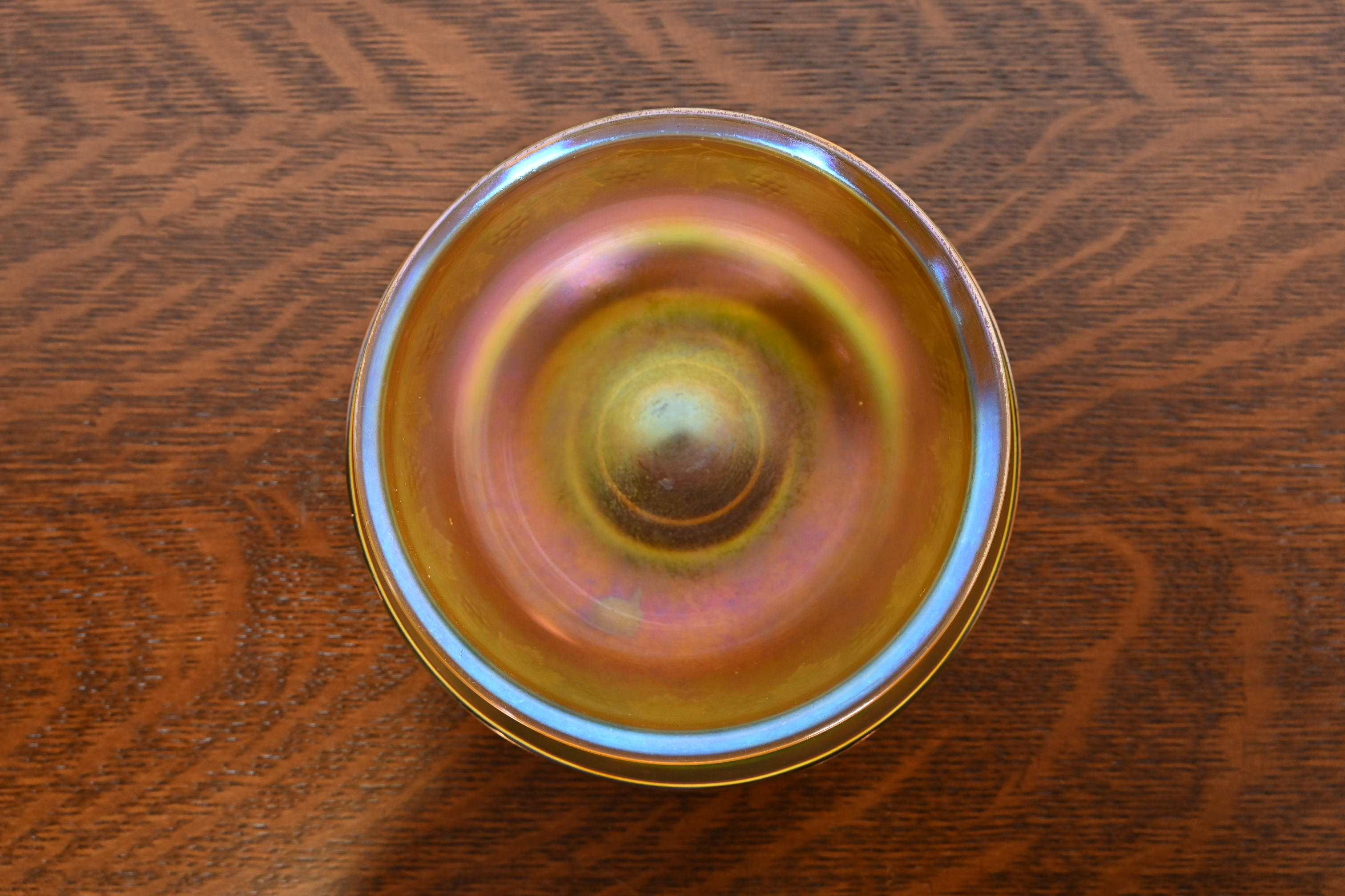Louis Comfort Tiffany Favrile Iridescent Art Glass Bowl With Intaglio Grapevine Motif - Image 3