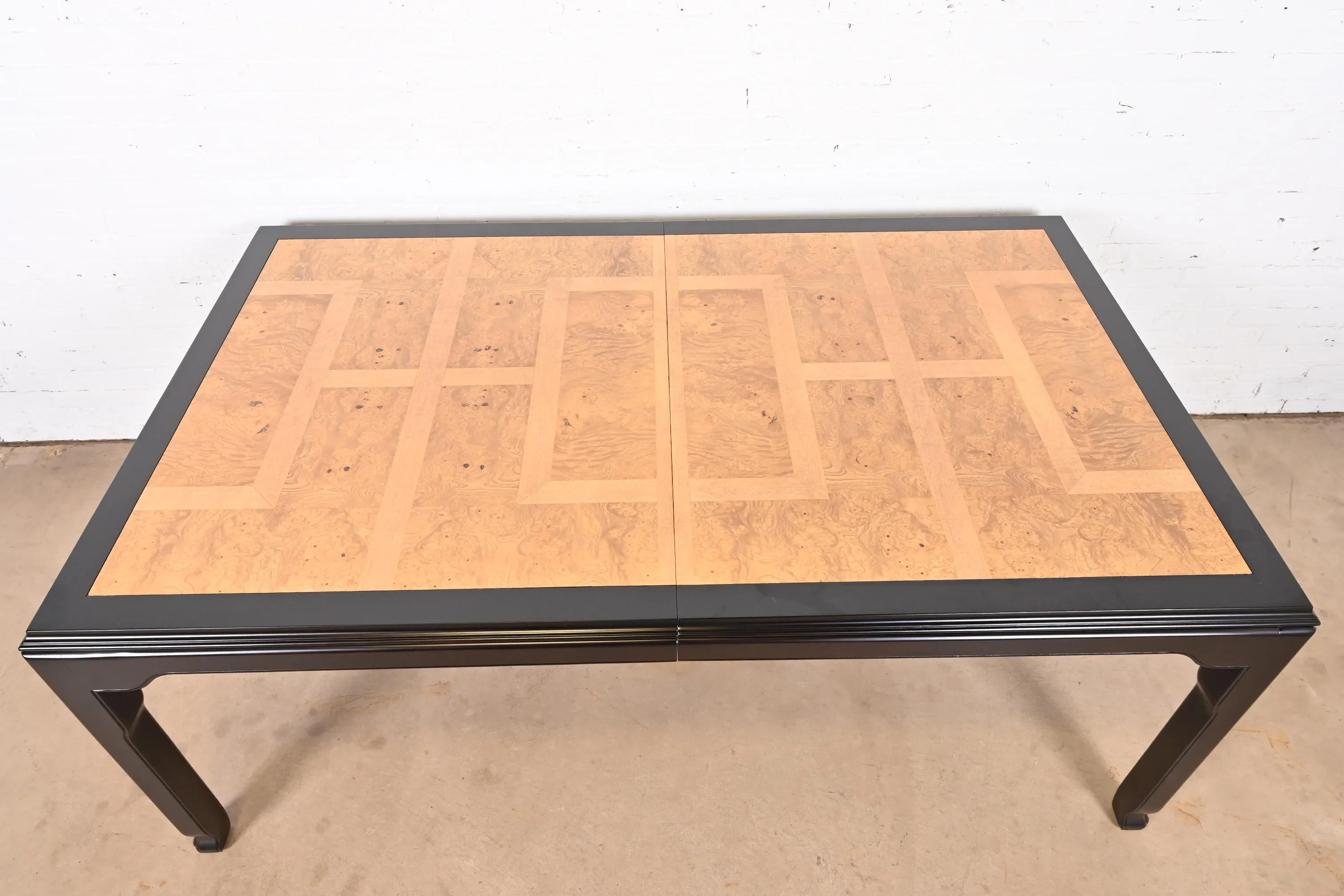 Raymond Sobota for Century Furniture Hollywood Regency Chinoiserie Burl Wood and Black Lacquer Extension Dining Table, Newly Refinished - Image 8