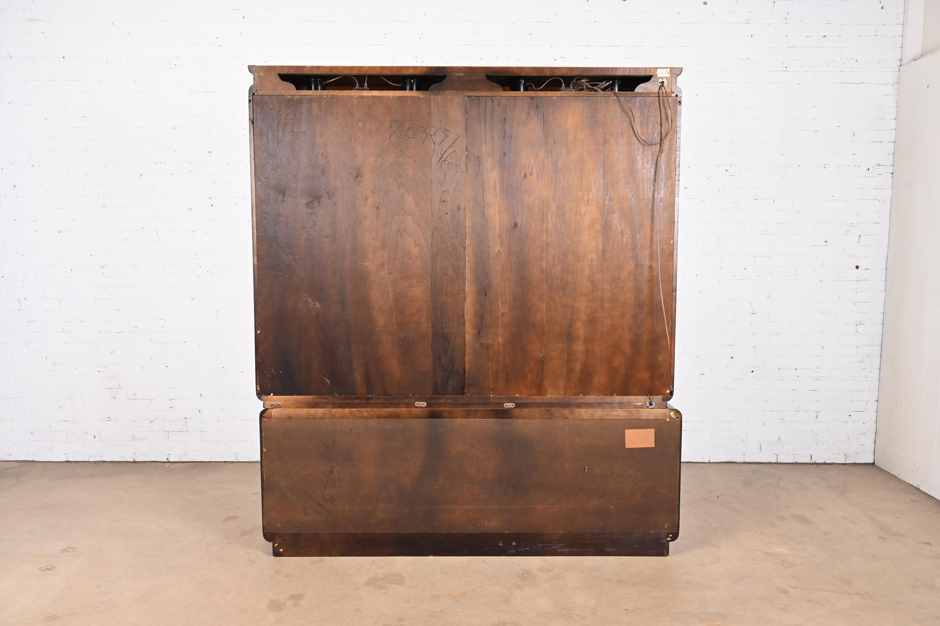 Raymond Sobota for Century Furniture Hollywood Regency Chinoiserie Burl Wood Lighted Breakfront Bookcase Cabinet, 1970s - Image 10