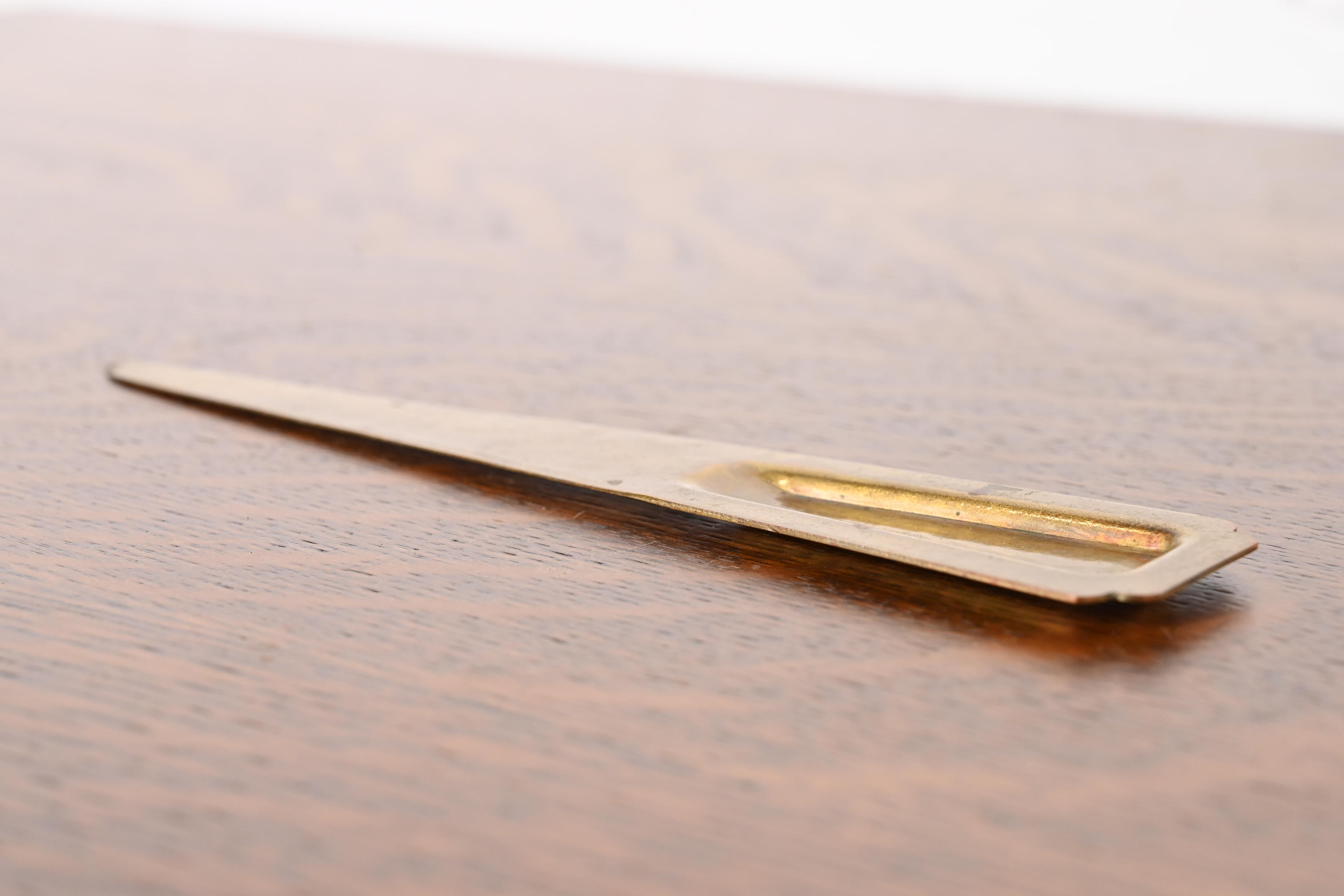 Roycroft Arts & Crafts Hammered Brass Over Copper Letter Opener - Image 5