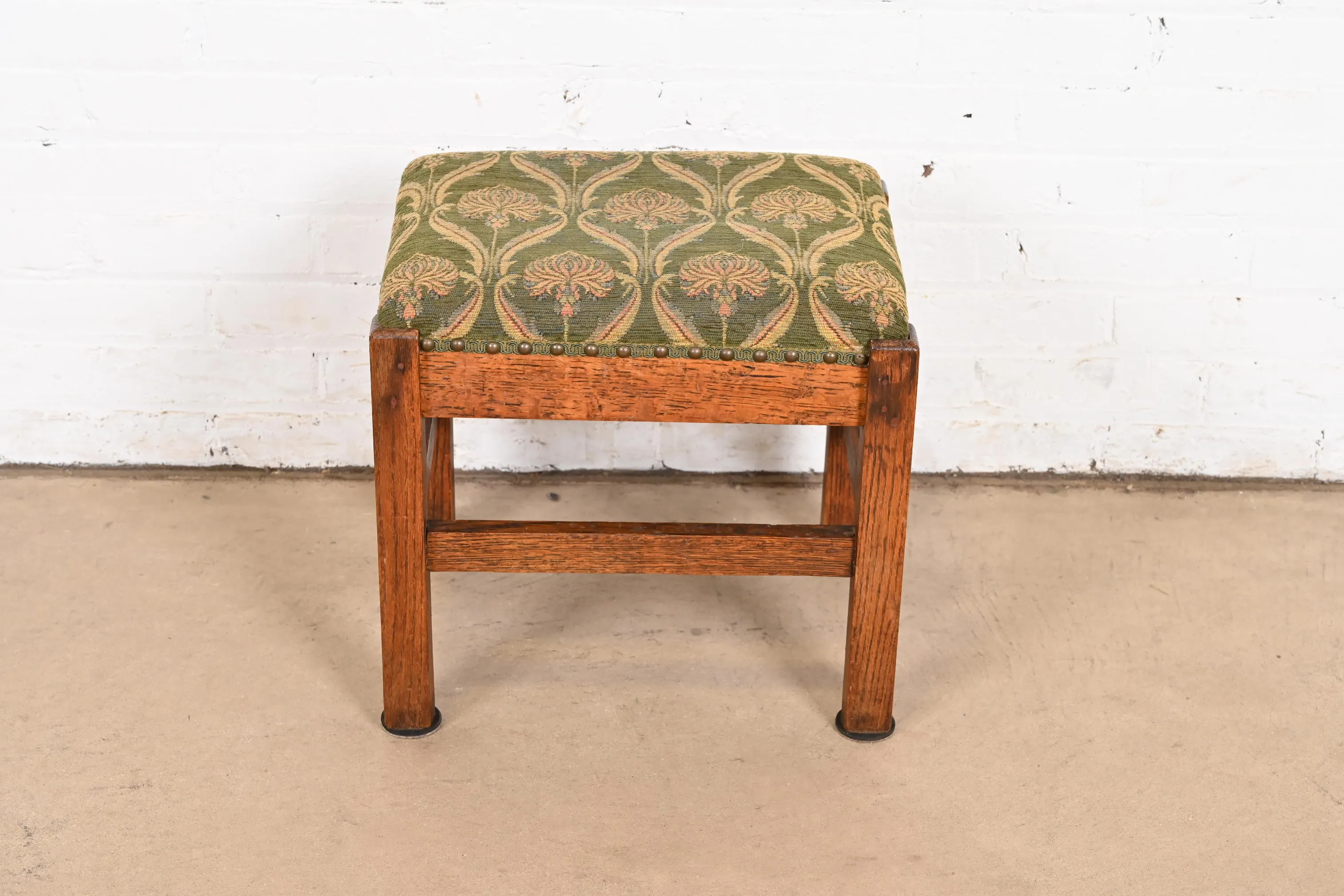 Stickley Brothers Style Mission Oak Arts & Crafts Upholstered Footstool or Ottoman, Circa 1900 - Image 4