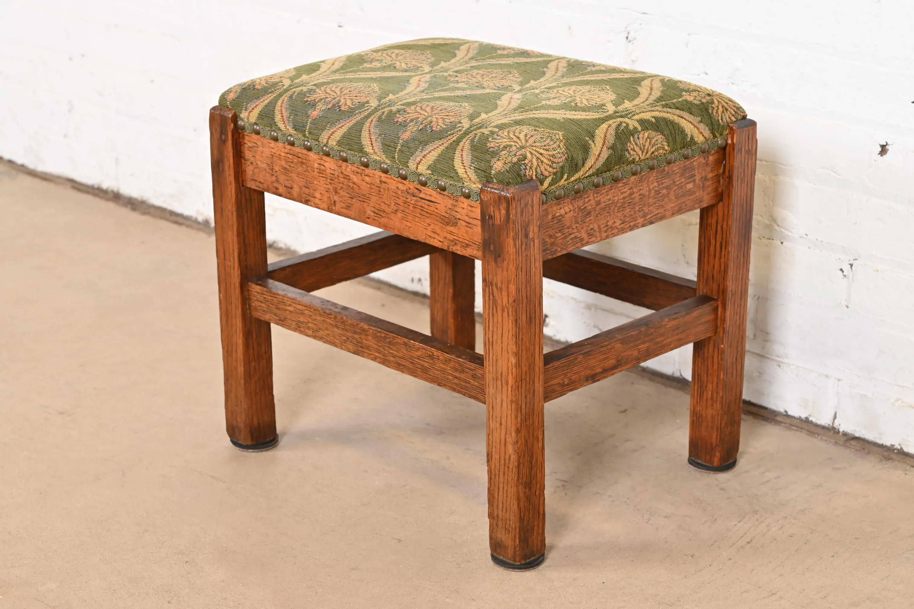 Stickley Brothers Style Mission Oak Arts & Crafts Upholstered Footstool or Ottoman, Circa 1900