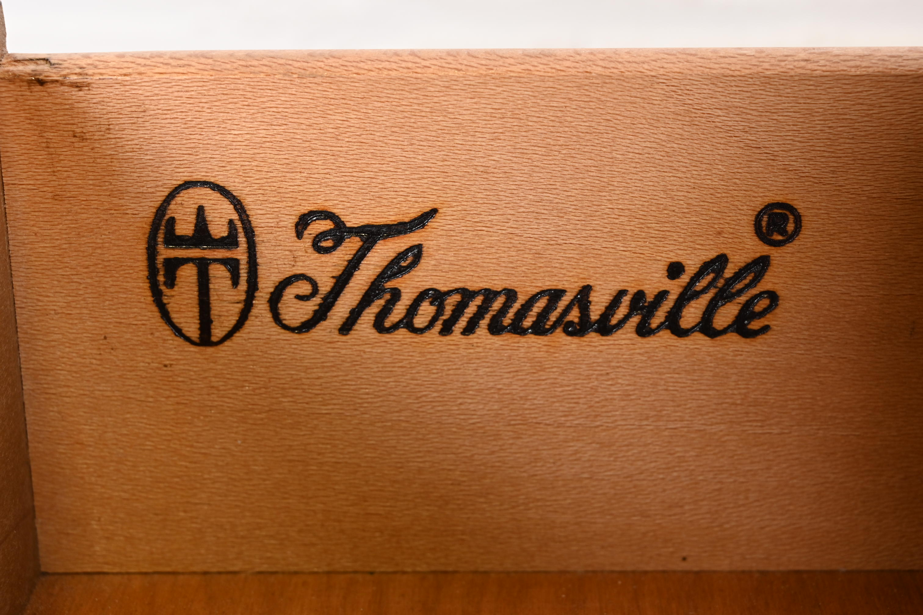 Thomasville Georgian Solid Mahogany Eleven-Drawer Dresser or Chest of Drawers - Image 9
