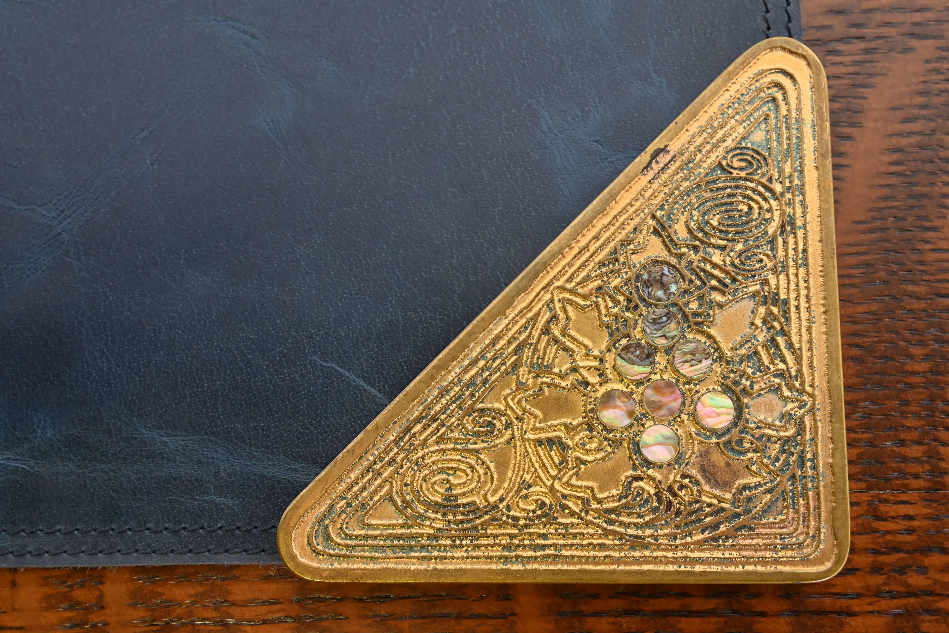 Tiffany Studios New York Bronze Doré and Abalone Blotter Corners With Leather Desk Blotter - Image 8