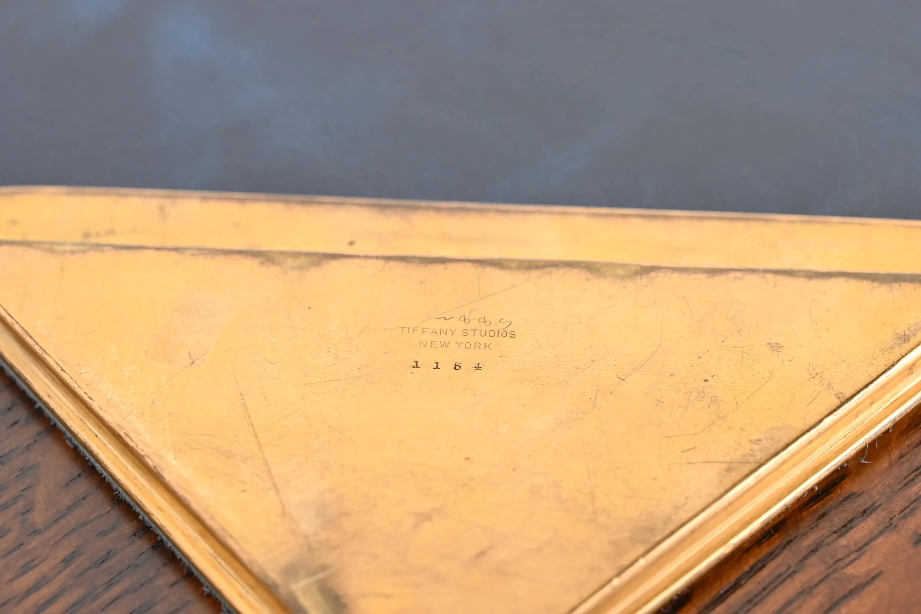 Tiffany Studios New York Bronze Doré and Abalone Blotter Corners With Leather Desk Blotter - Image 10