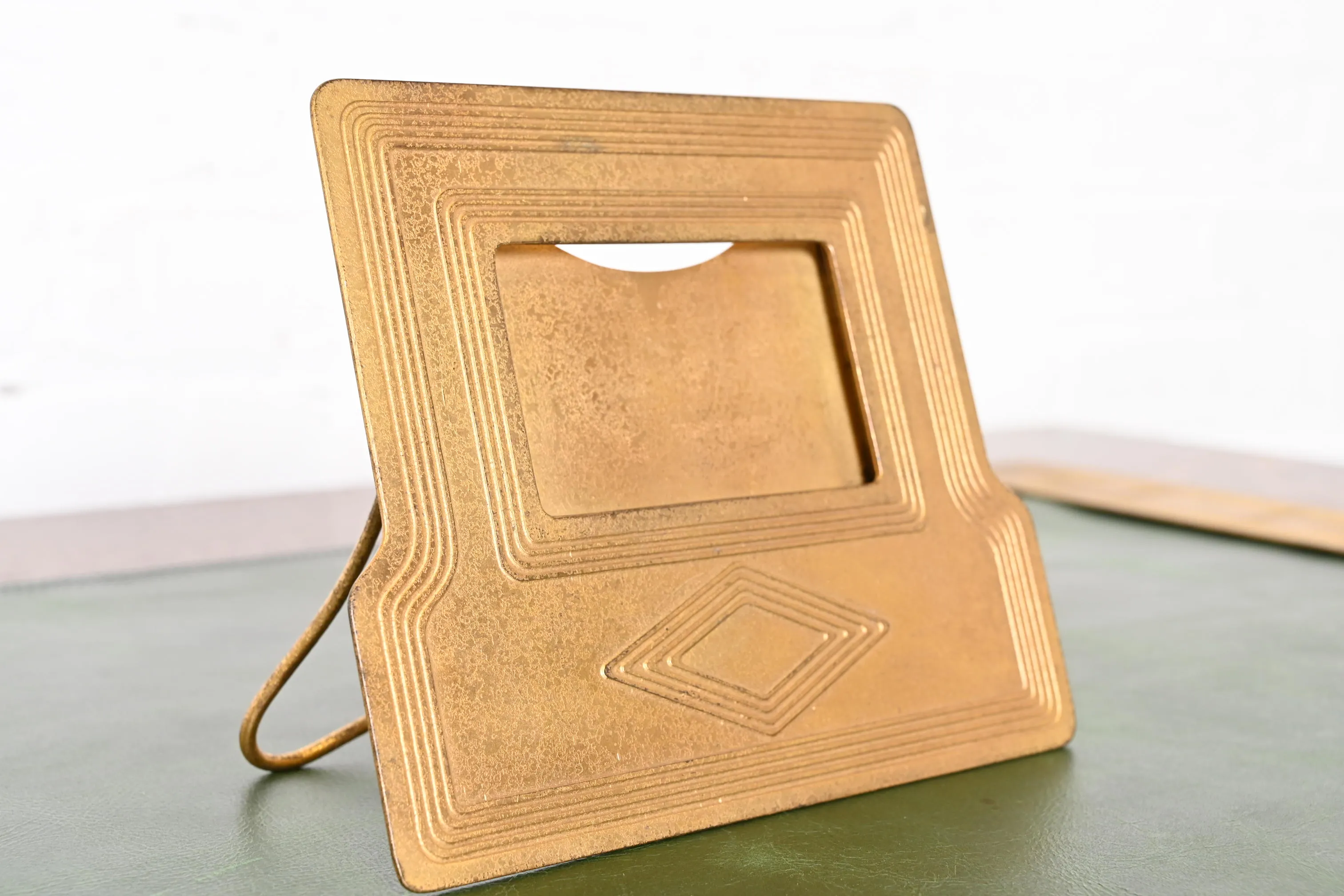 Tiffany Studios New York Graduate Bronze Doré Desk Calendar Frame or Picture Frame - Image 4