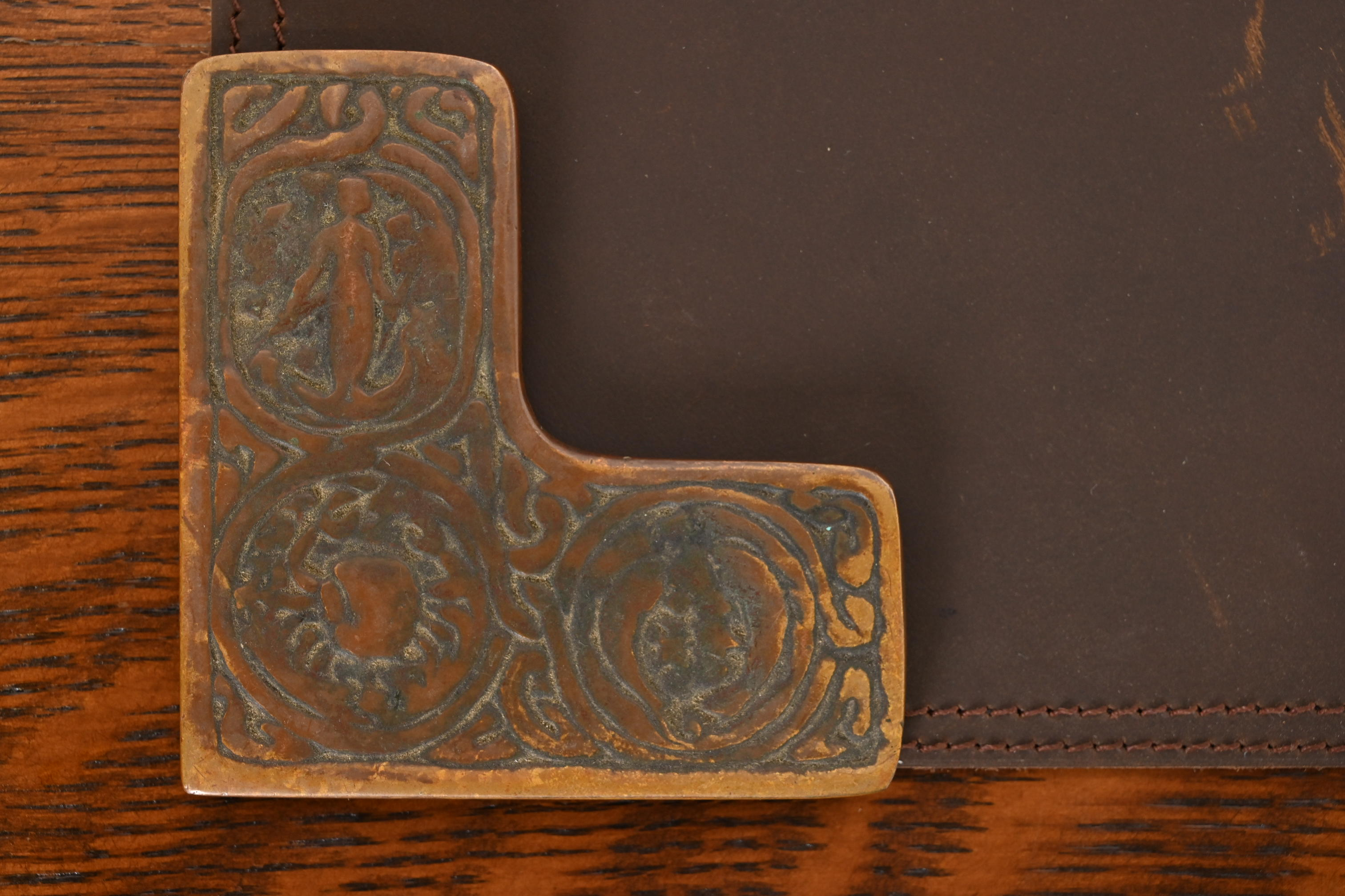 Tiffany Studios New York Zodiac Bronze Blotter Corners With Leather Desk Blotter - Image 7