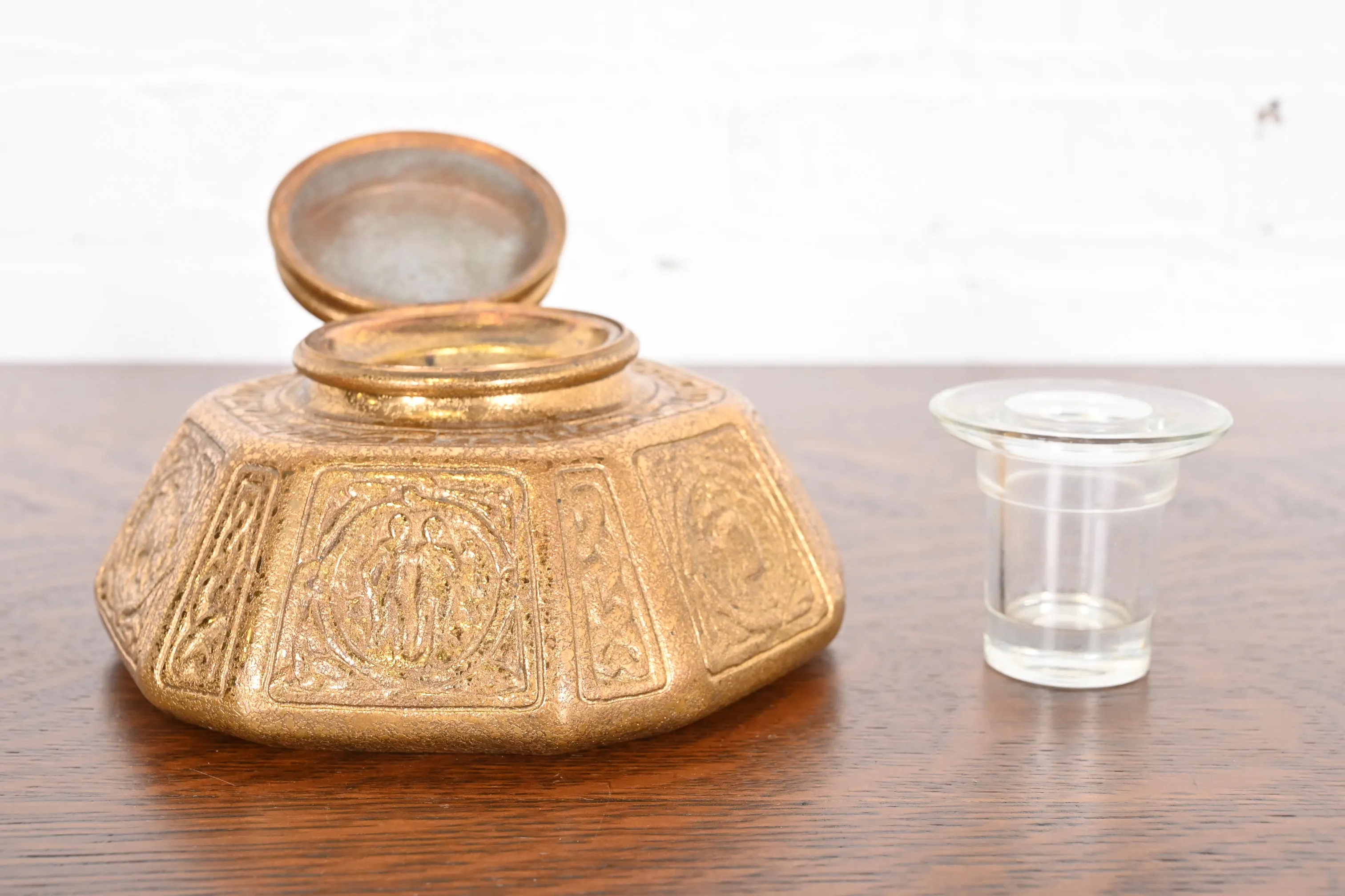 Tiffany Studios New York Zodiac Bronze Doré Large Inkwell - Image 8