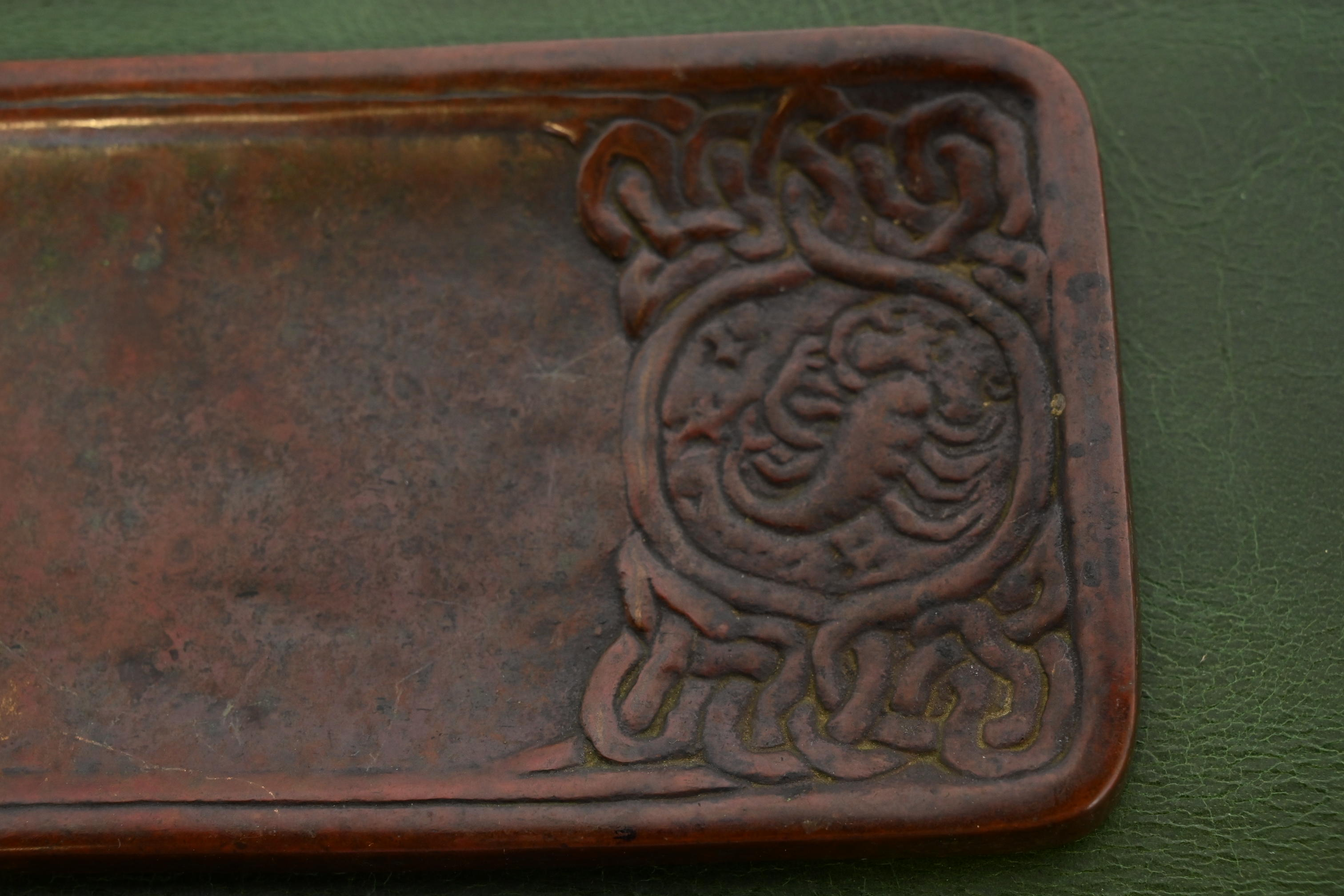 Tiffany Studios New York Zodiac Pattern Bronze Pen Tray - Image 8