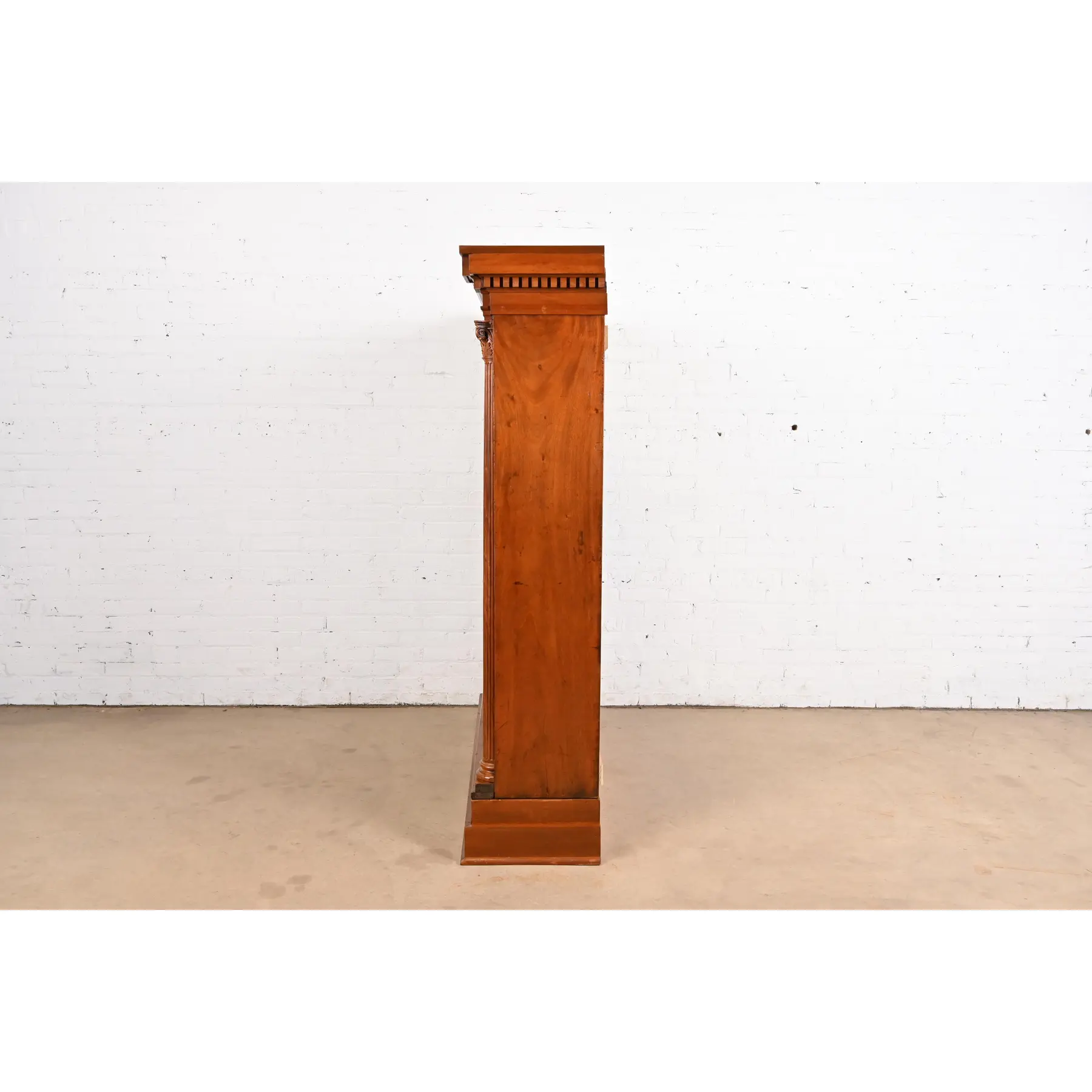 R. J. Horner Style Antique American Empire Carved Mahogany Bookcase Cabinet, Circa 1890s - Image 9