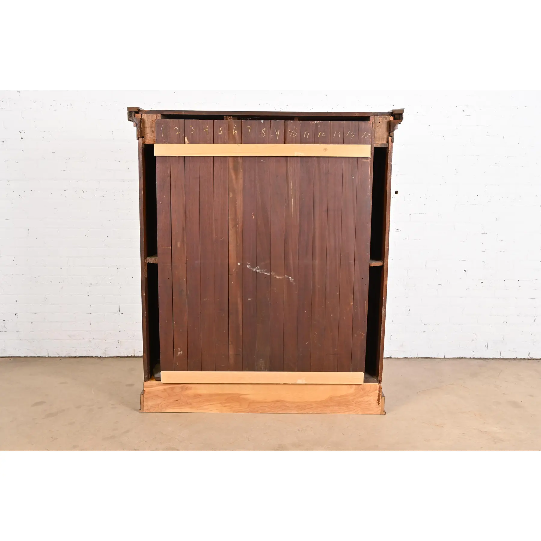R. J. Horner Style Antique American Empire Carved Mahogany Bookcase Cabinet, Circa 1890s - Image 10