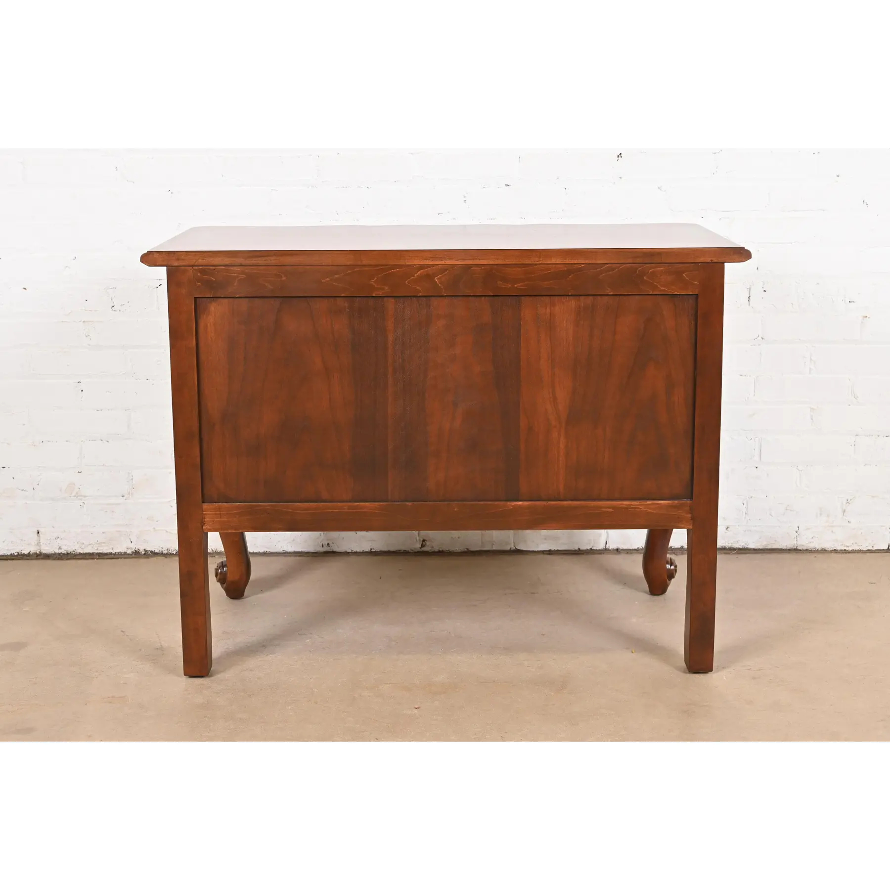 Baker Furniture Italian Provincial Louis XV Carved Walnut Chest of Drawers or Commode, Newly Refinished - Image 11