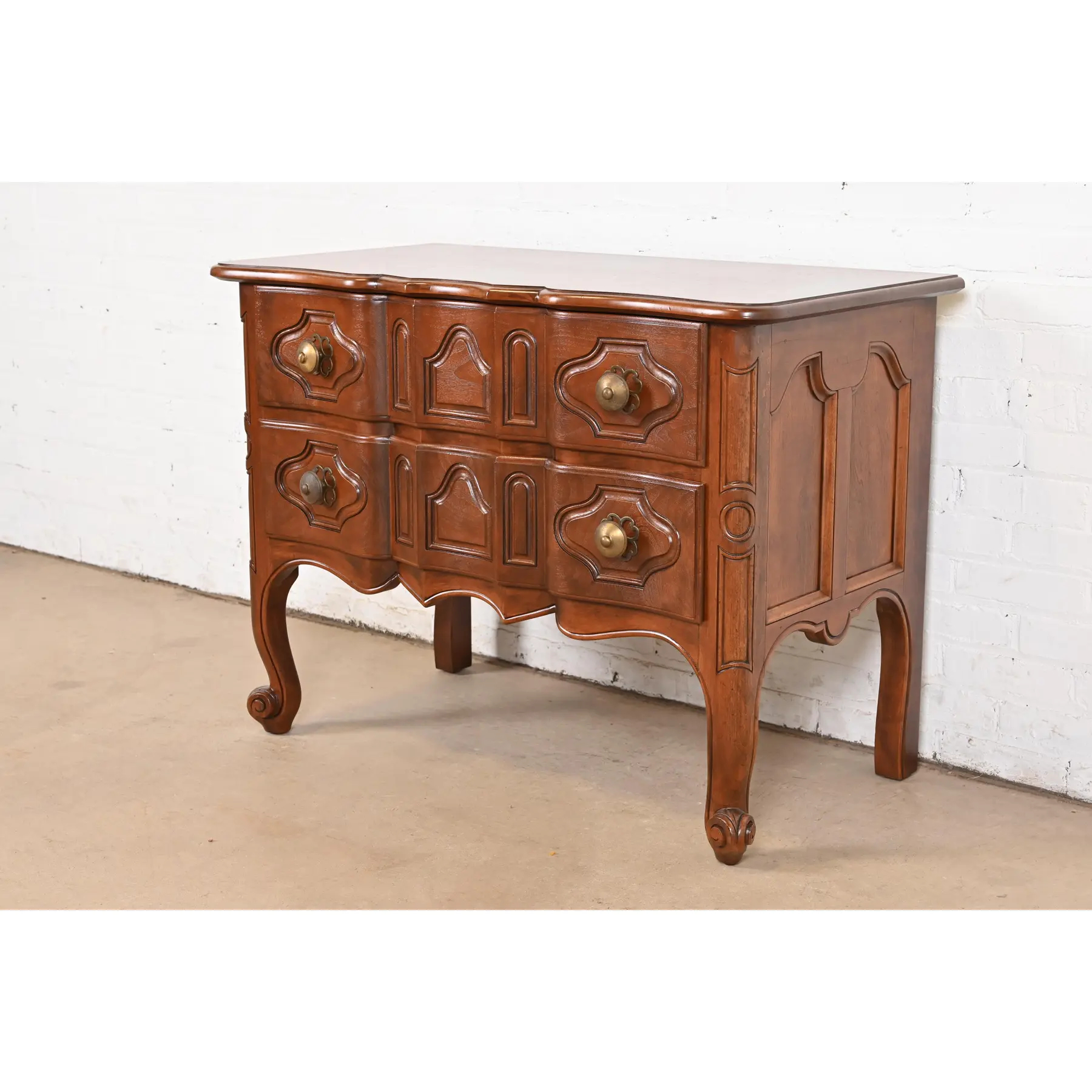 Baker Furniture Italian Provincial Louis XV Carved Walnut Chest of Drawers or Commode, Newly Refinished - Image 3