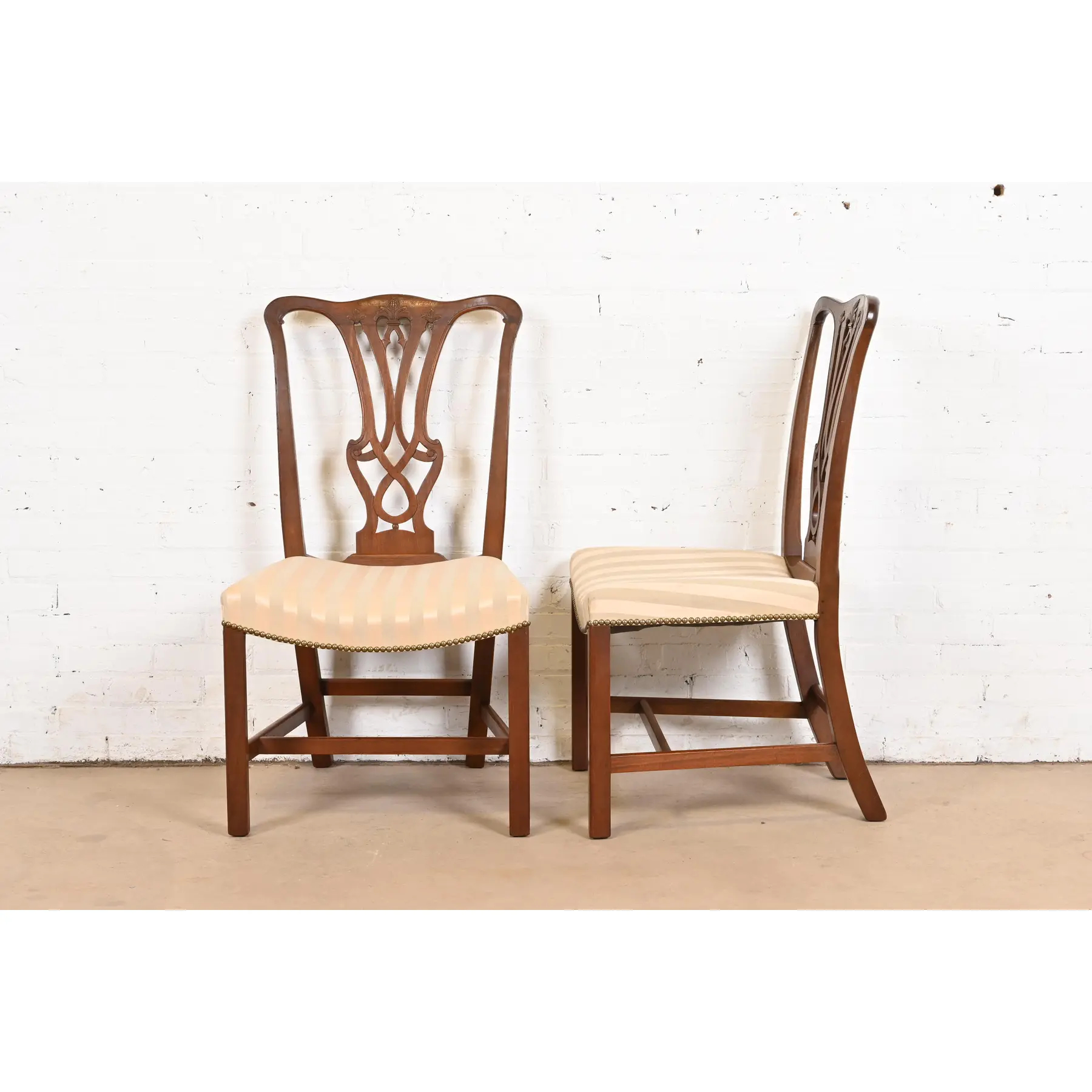 Baker Furniture Style Georgian Carved Mahogany Dining Chairs, Set of Six - Image 10