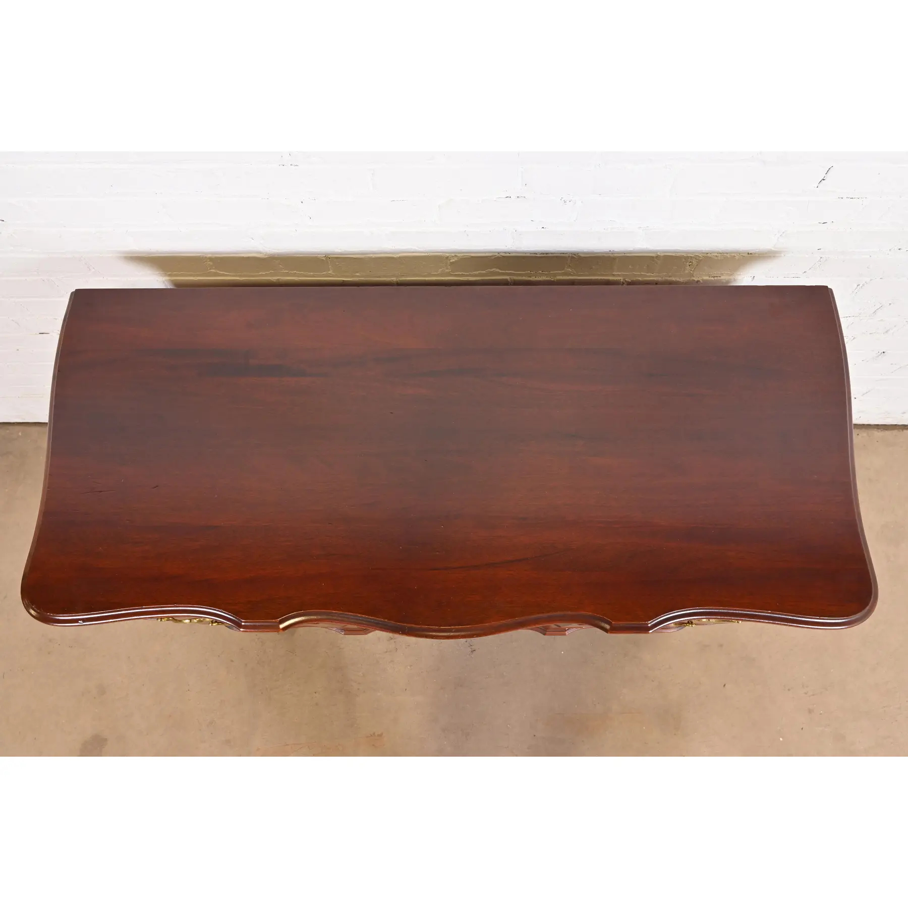 Baker Furniture Style Georgian Carved Solid Mahogany Block Front Chest of Drawers - Image 9